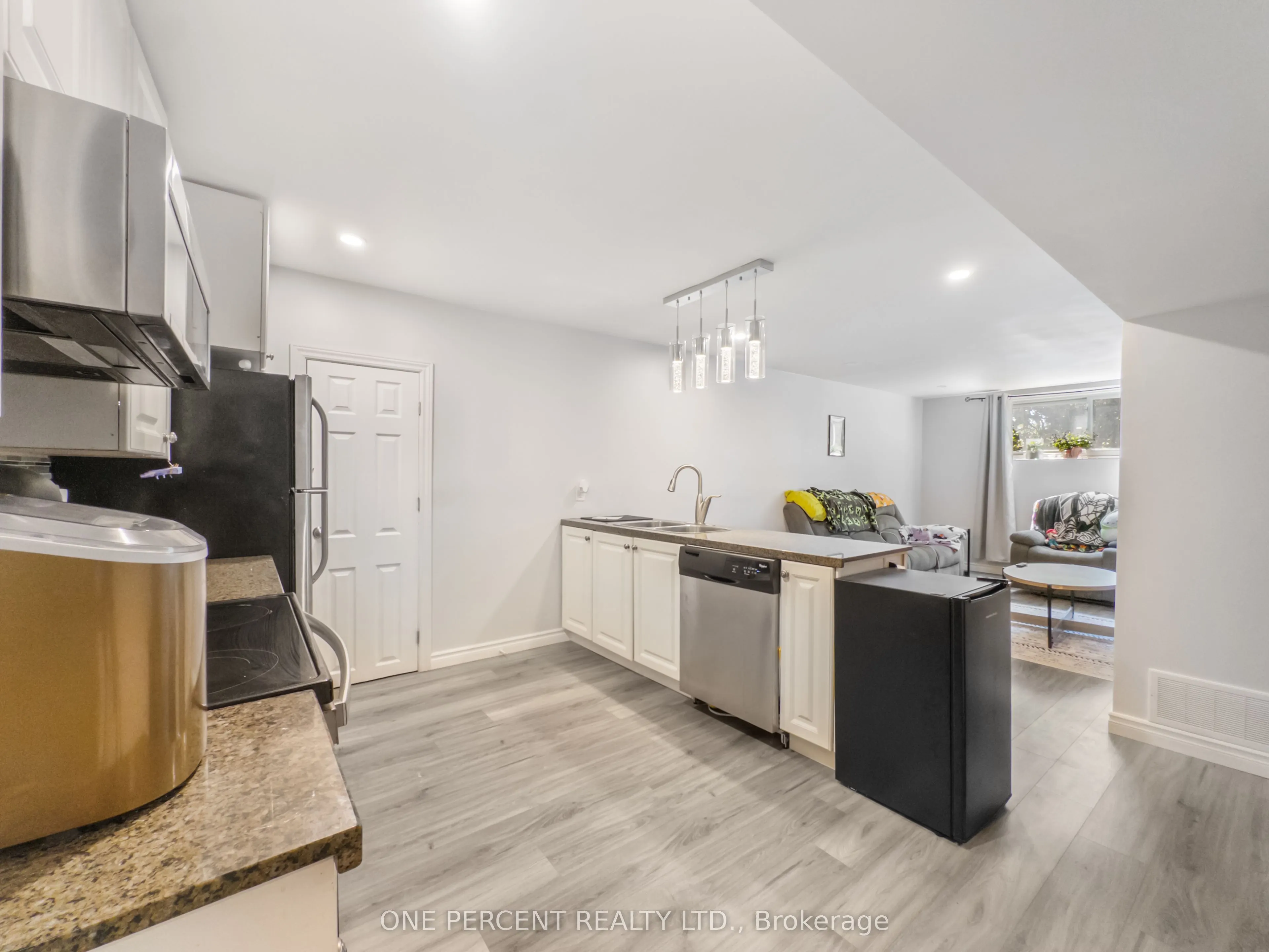 36 THIRD Avenue