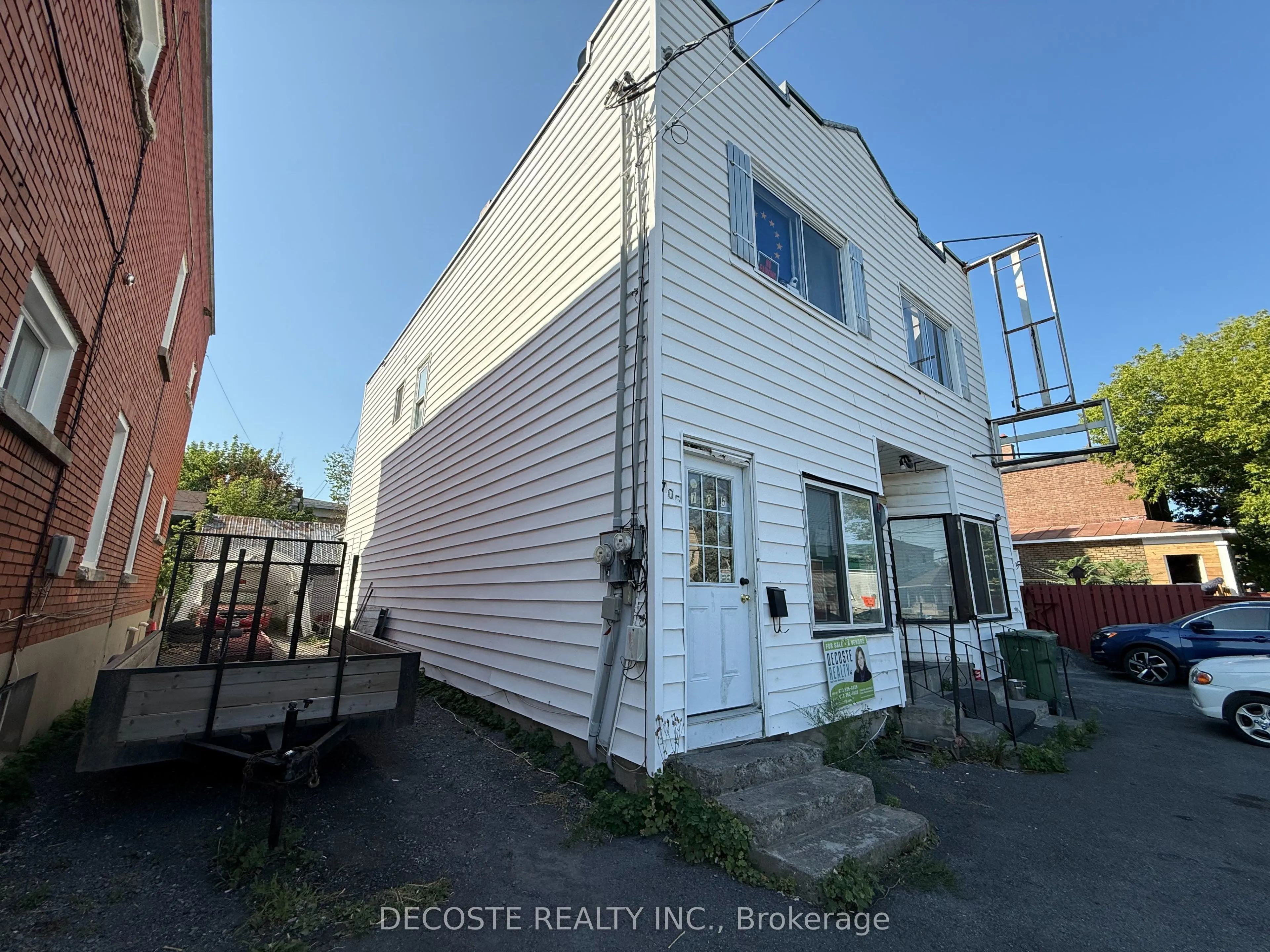 703-705 First Street E