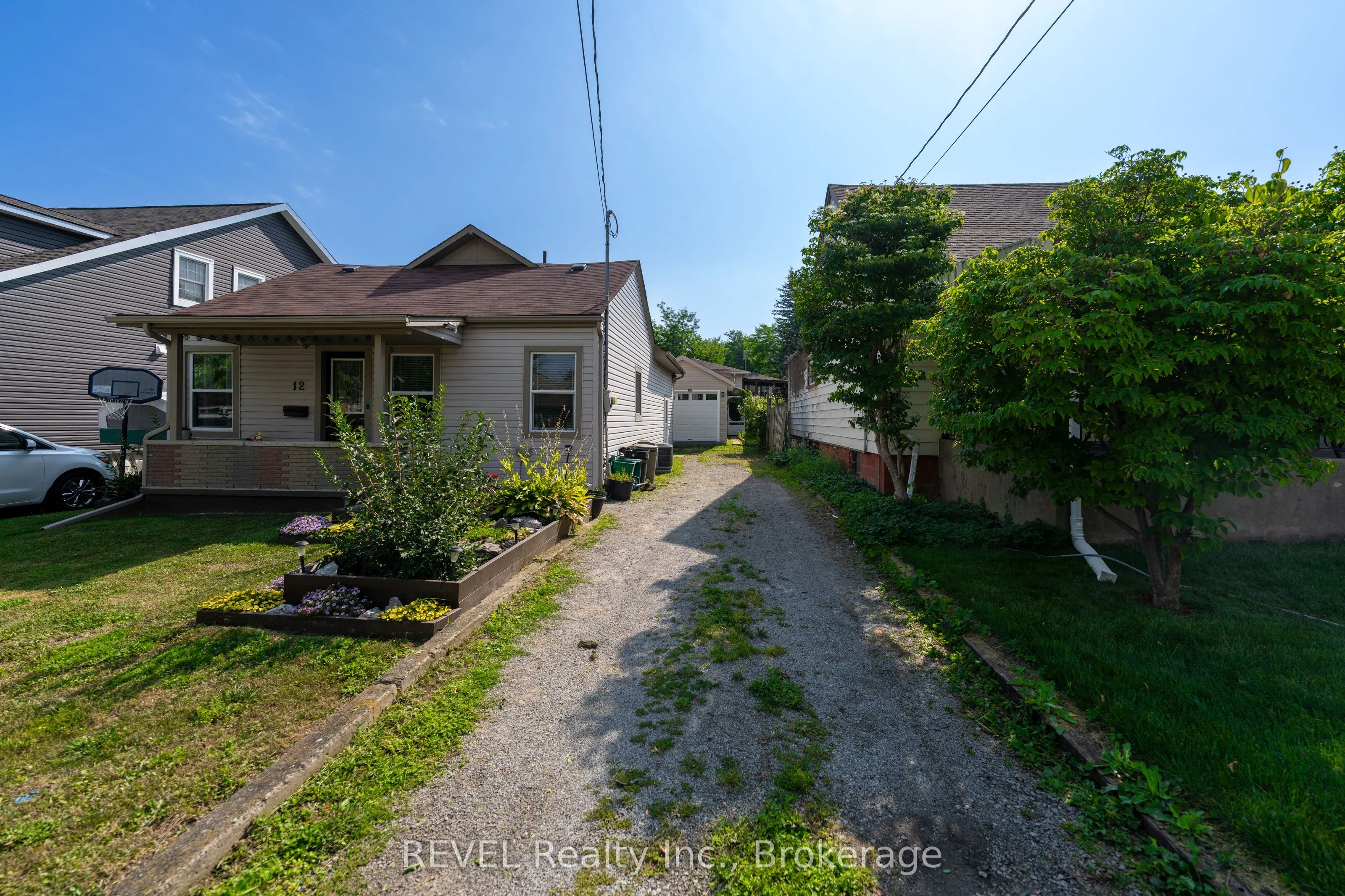 12 Hayes Street
