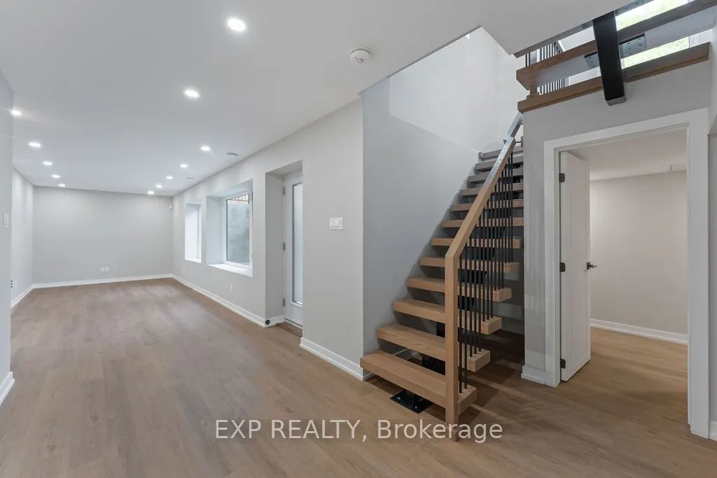 261 Dovercourt Avenue
