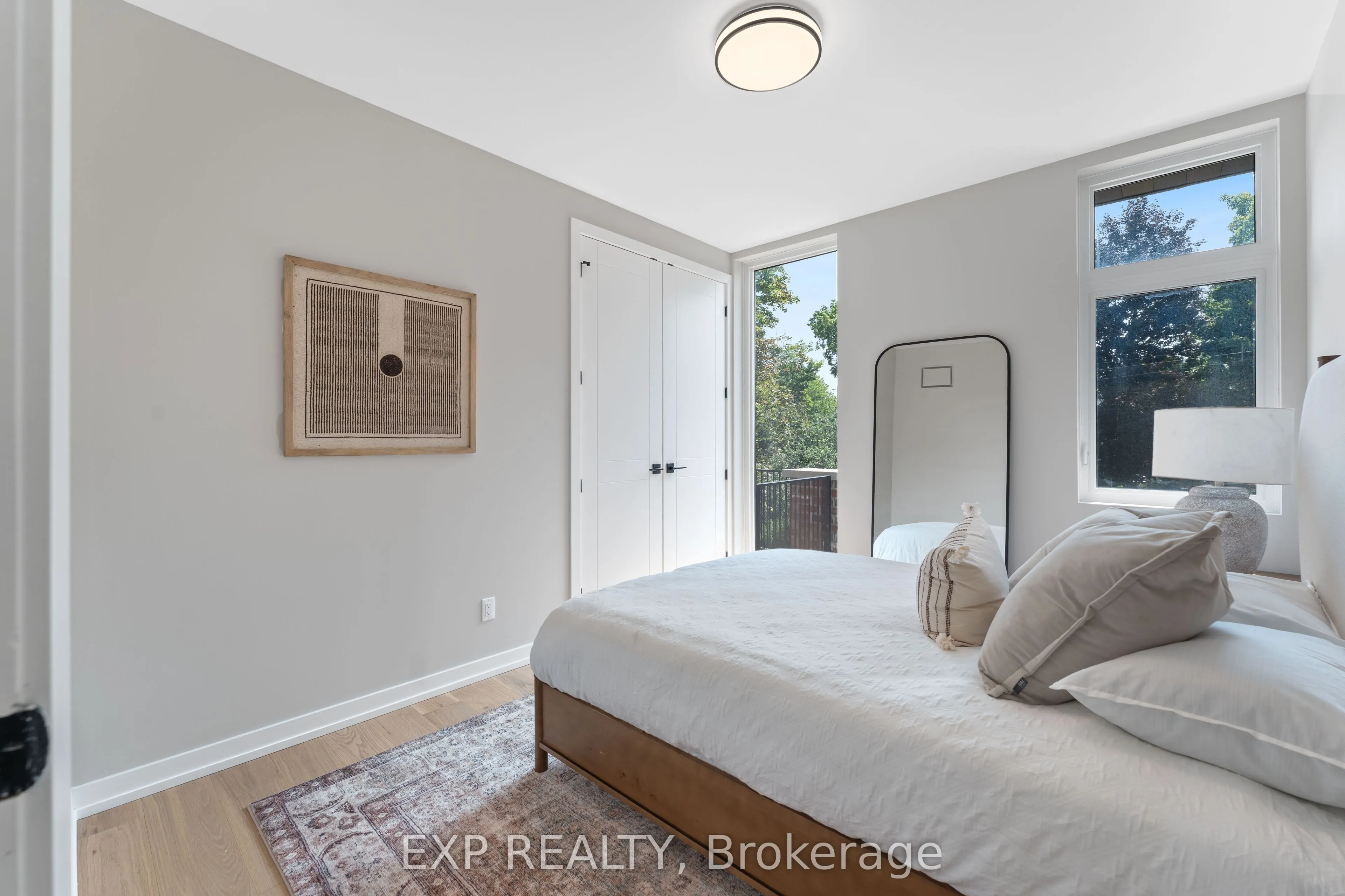 261 Dovercourt Avenue