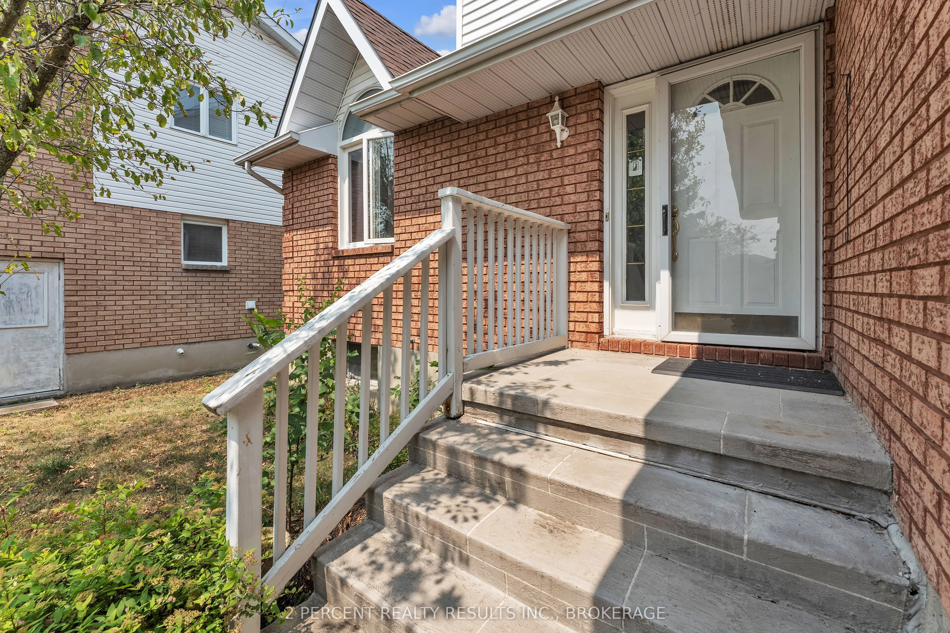 809 Muirfield Crescent