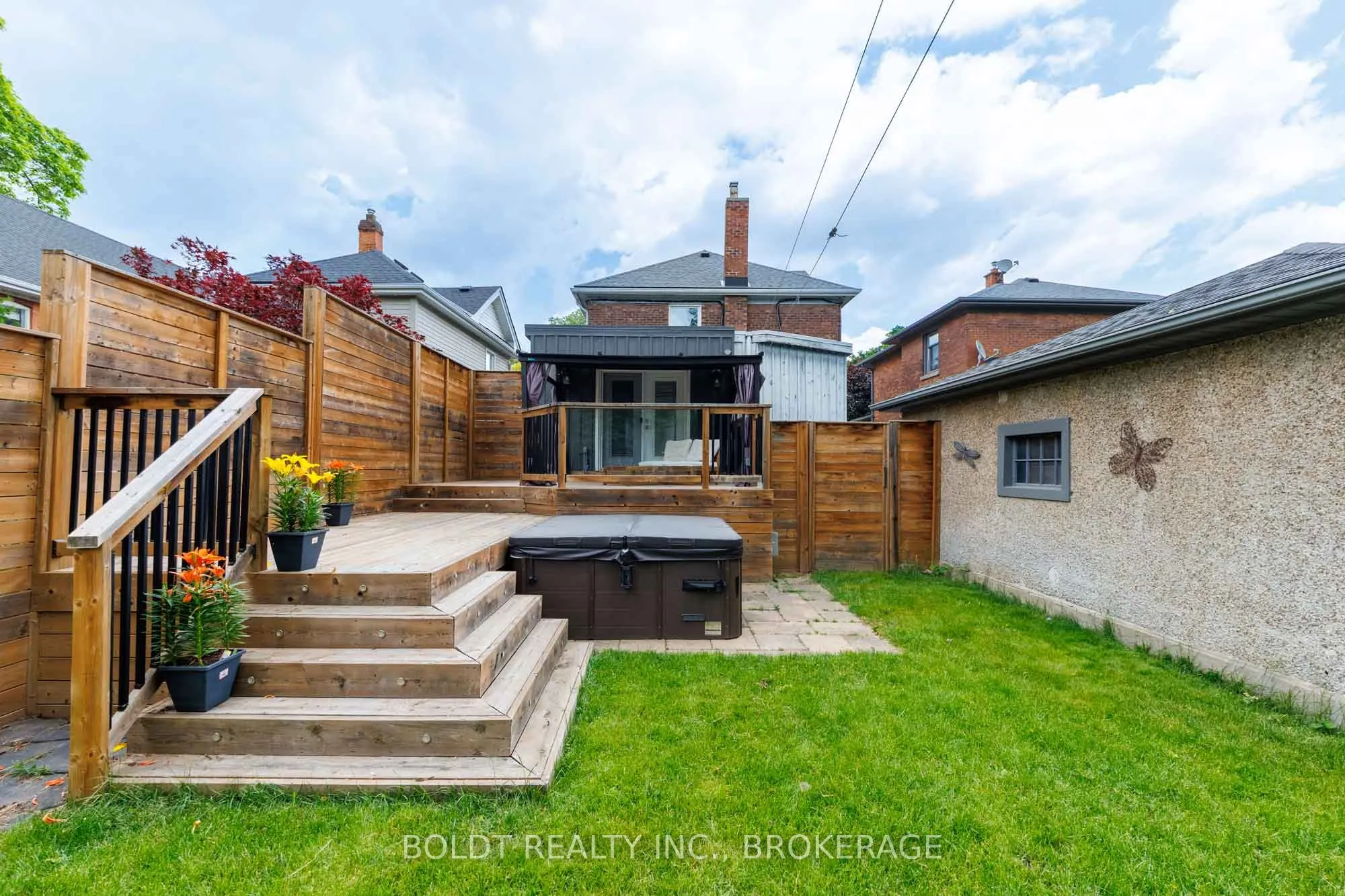 41 Thomas Street