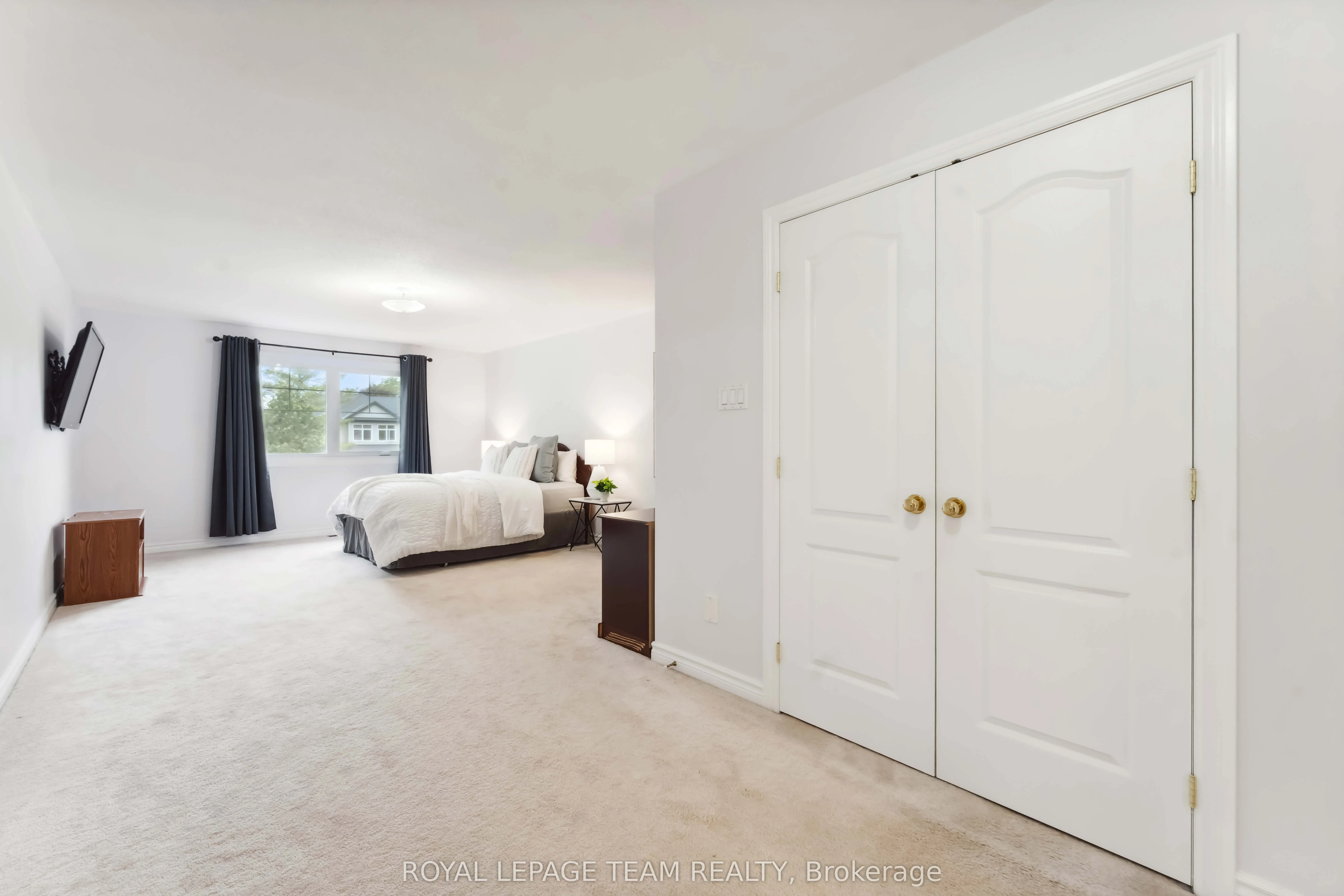 39 Vermont Avenue