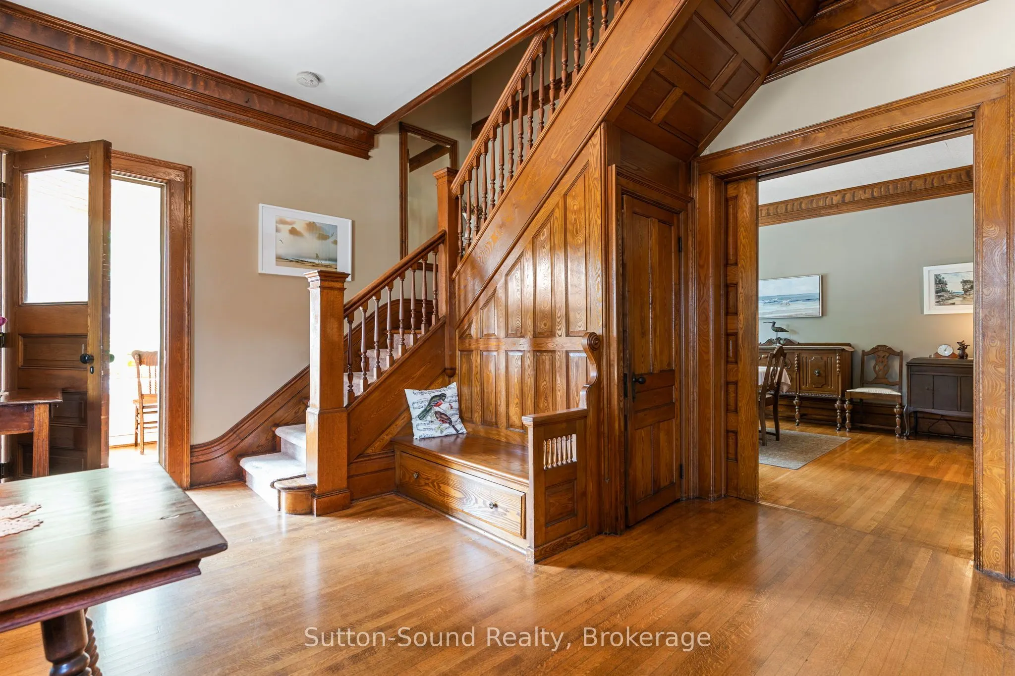 1304 4th Avenue W