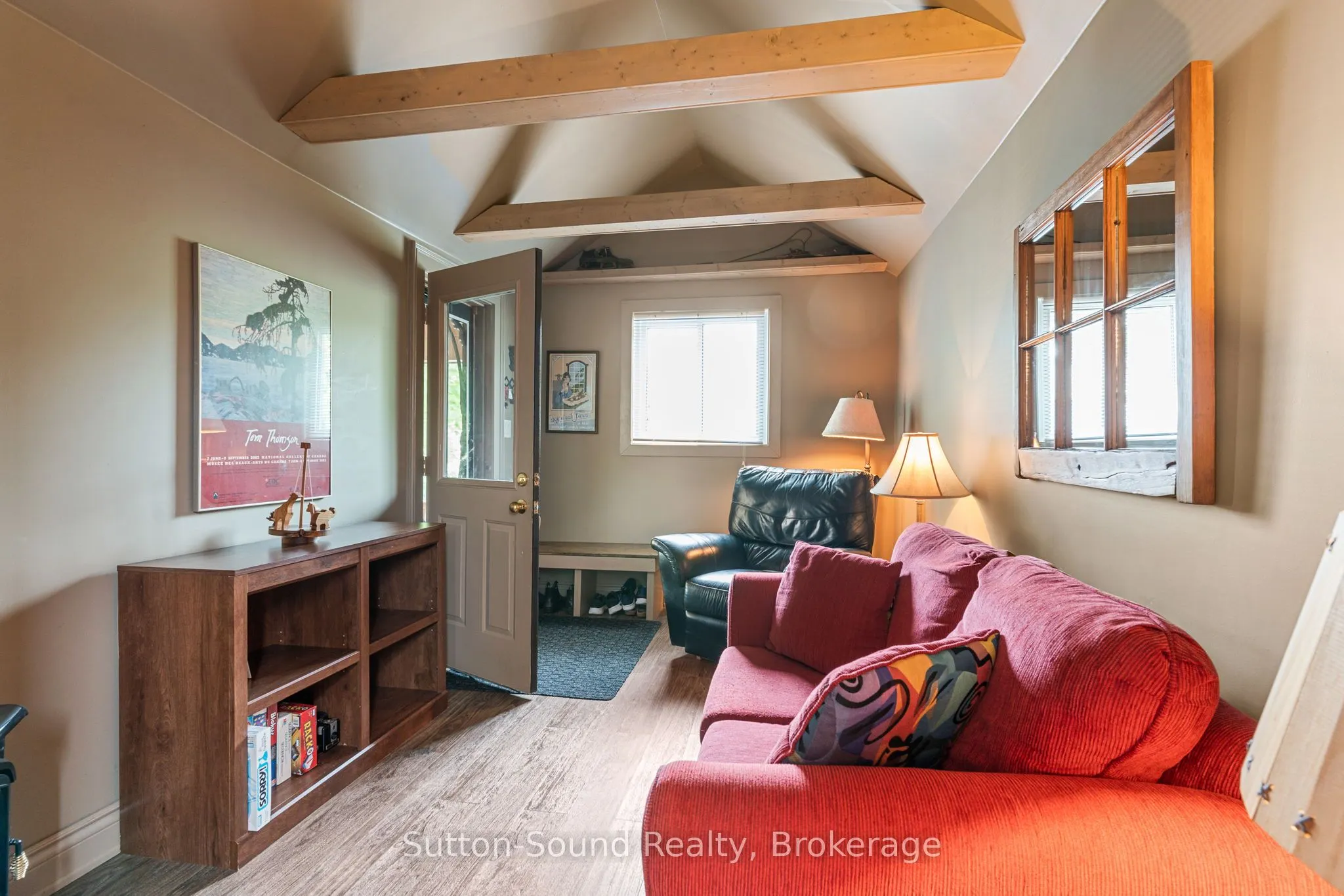 1304 4th Avenue W