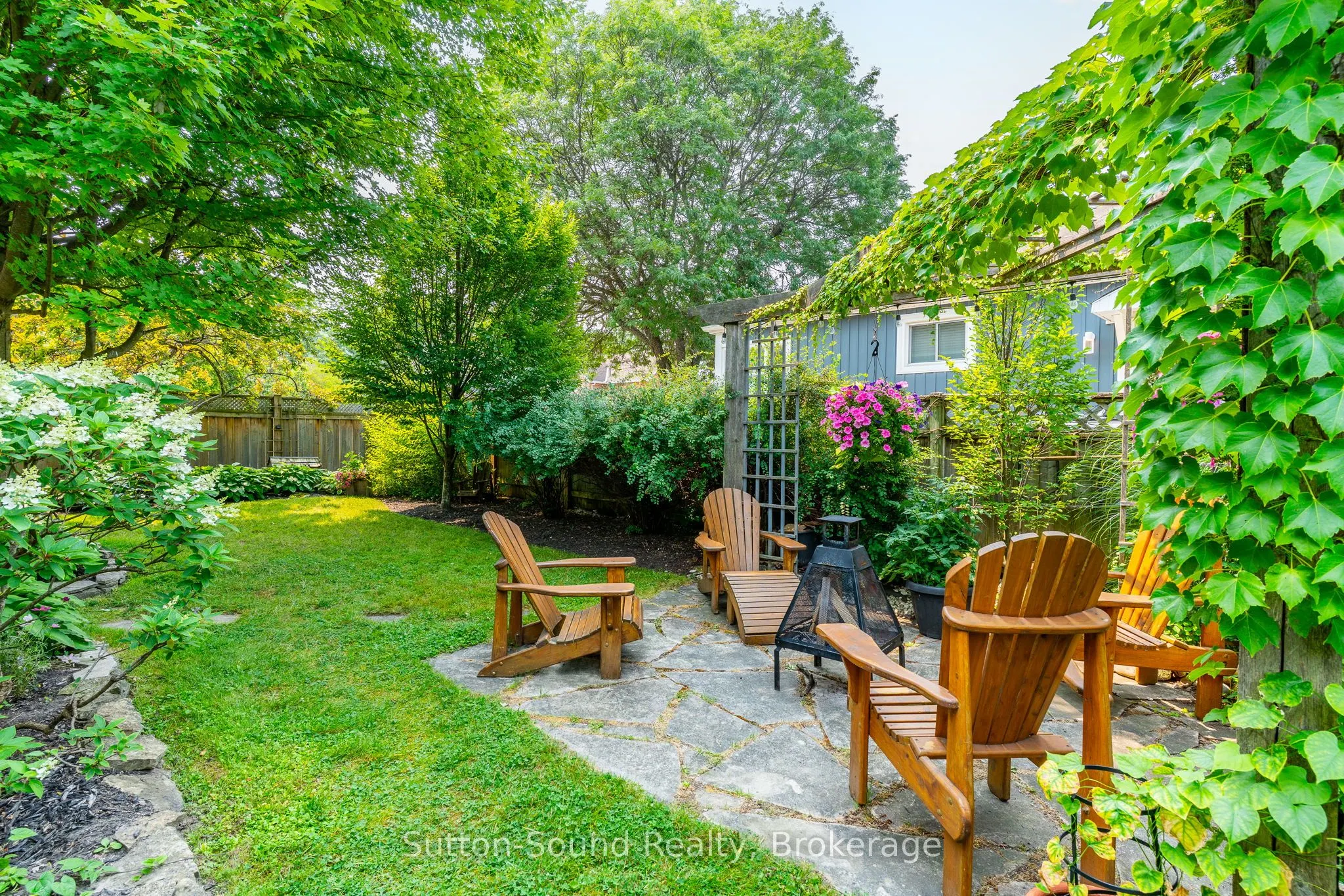 1304 4th Avenue W