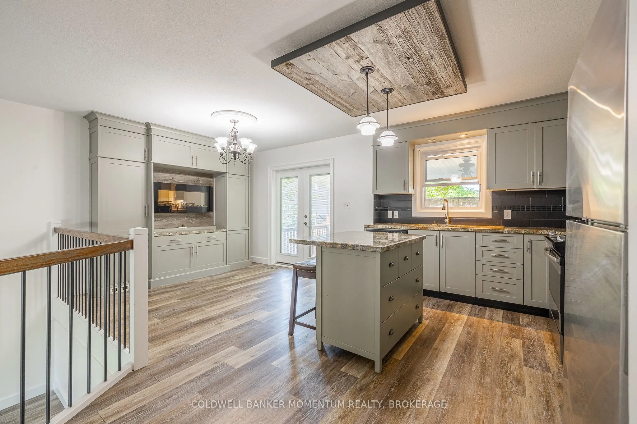 348 Cambridge Road W