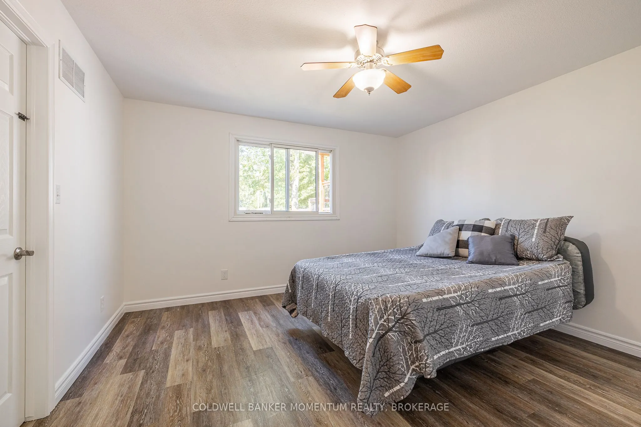 348 Cambridge Road W