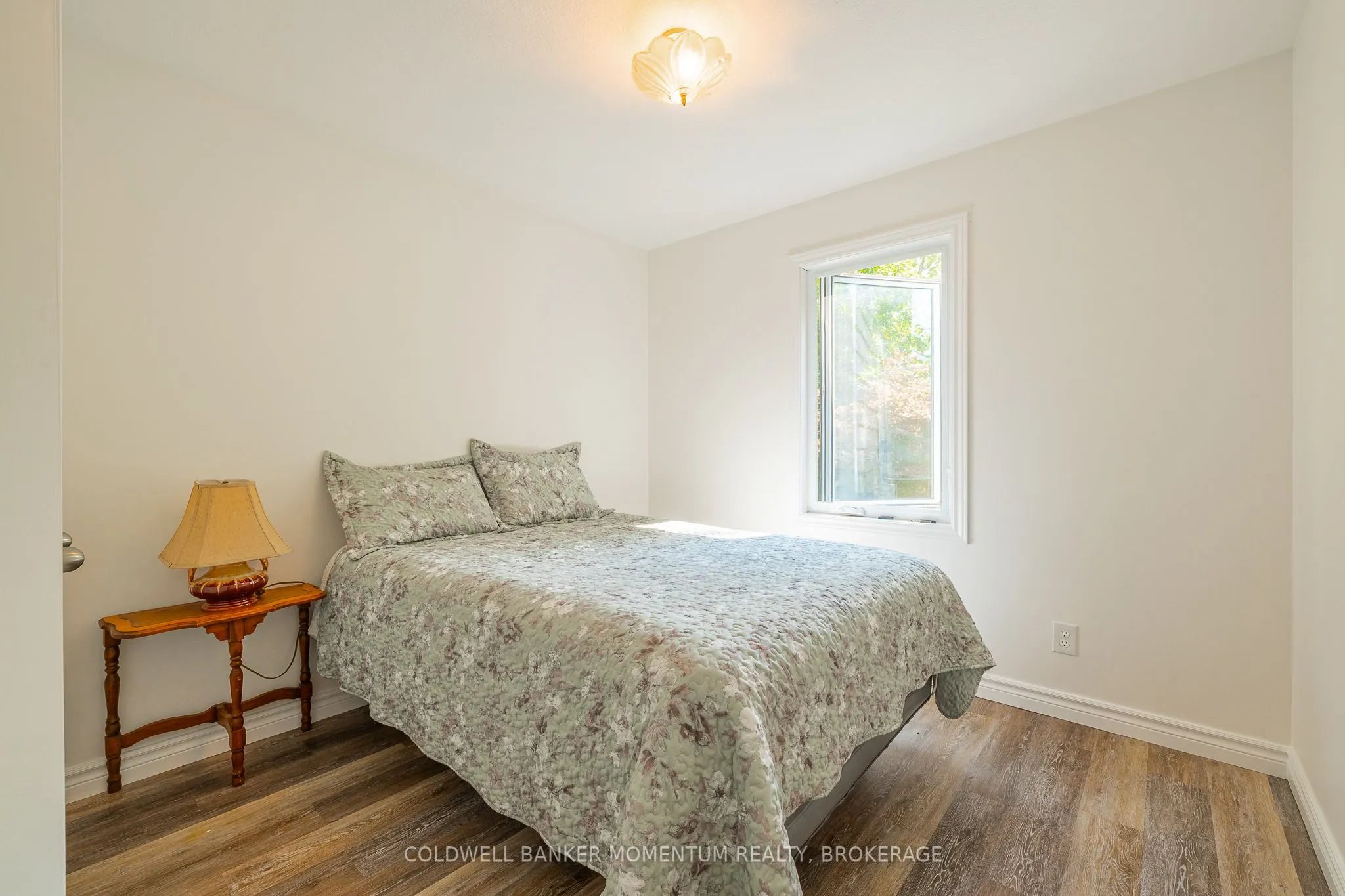 348 Cambridge Road W