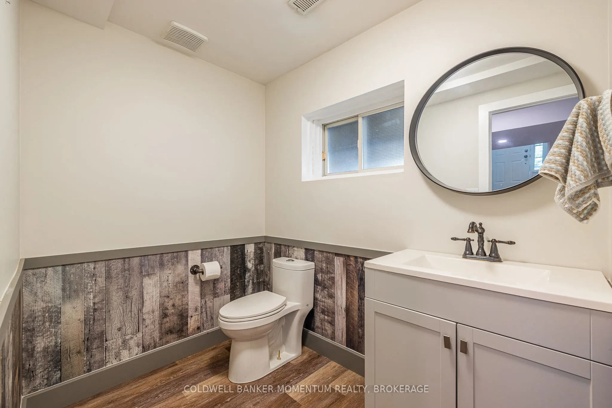 348 Cambridge Road W