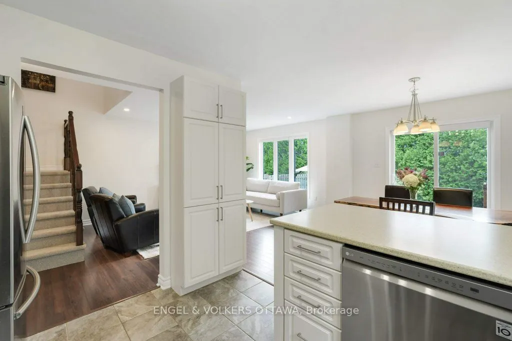 124 Abbey Crescent
