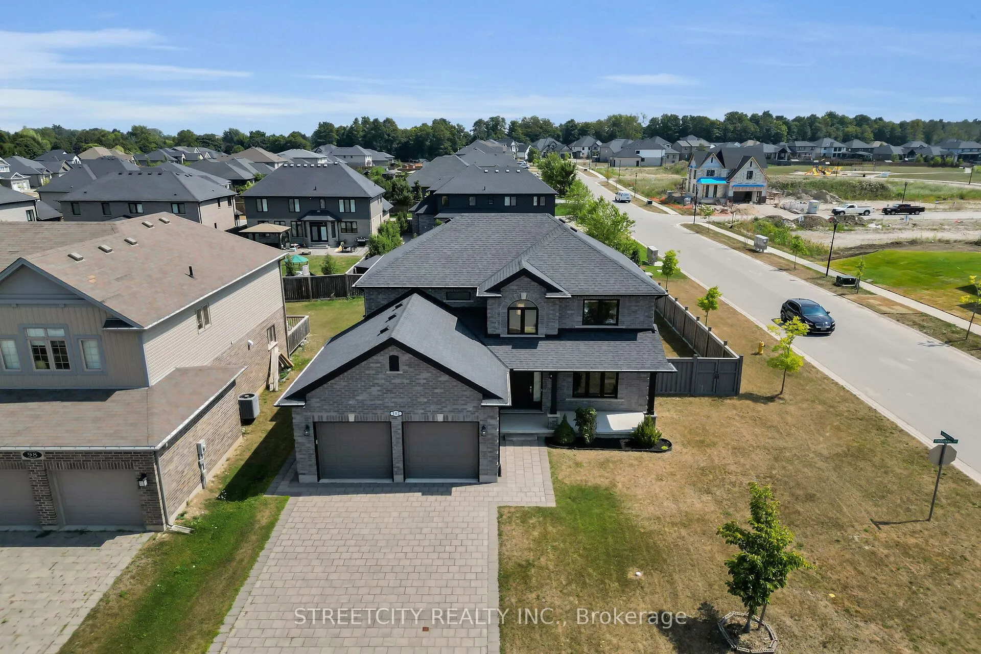102 Timberwalk Trail