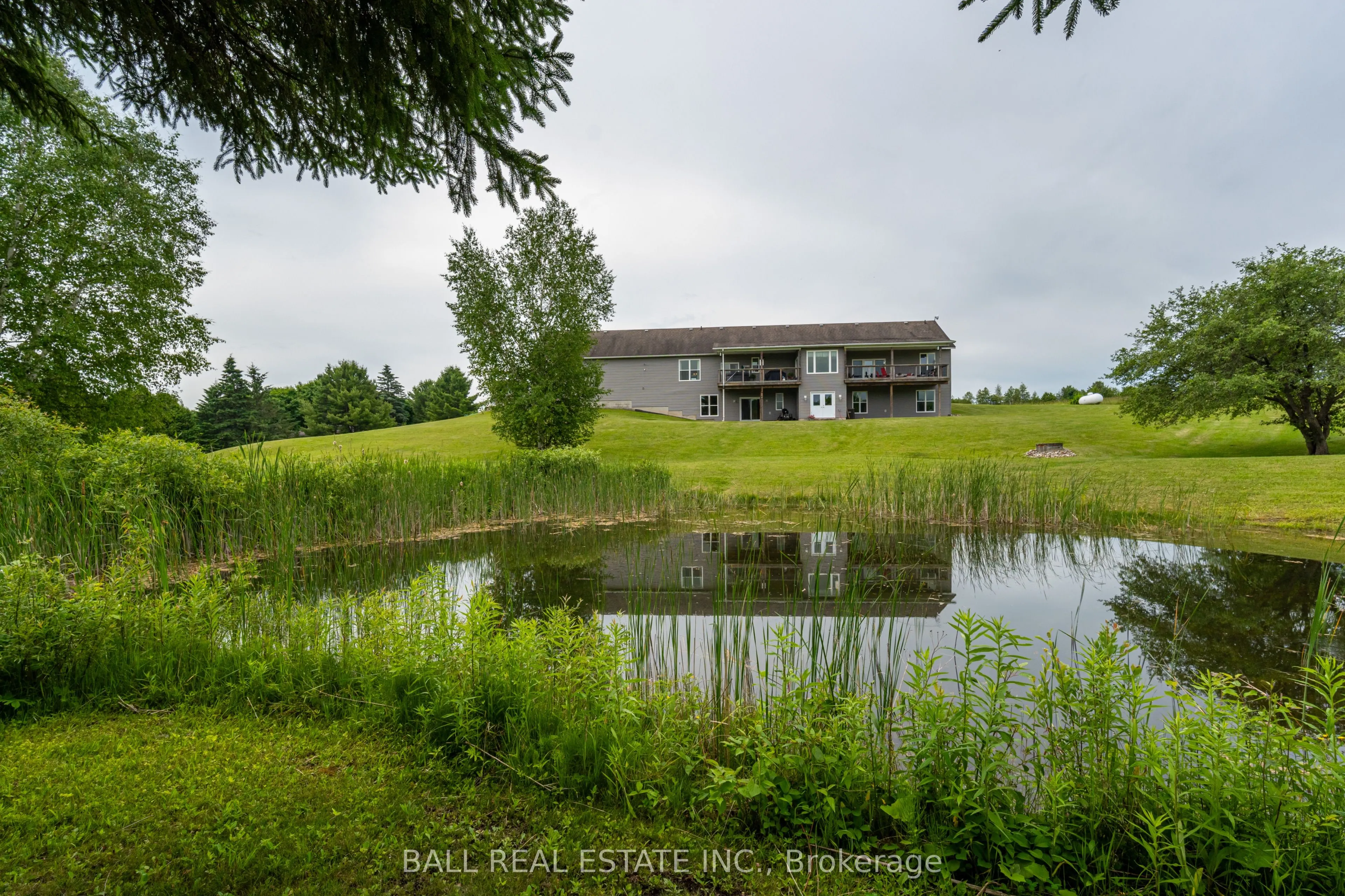 2120 Deer Bay Road