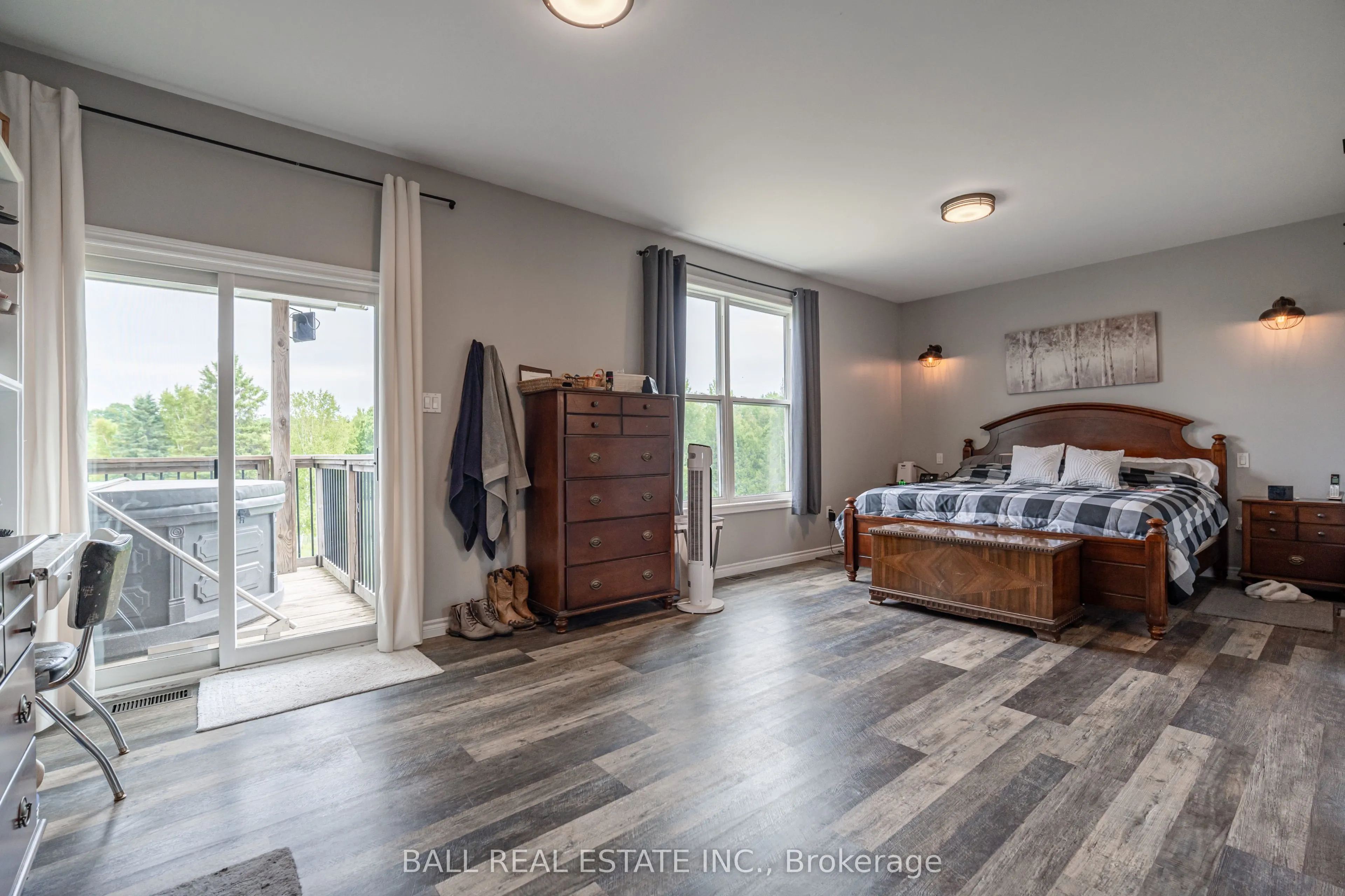2120 Deer Bay Road