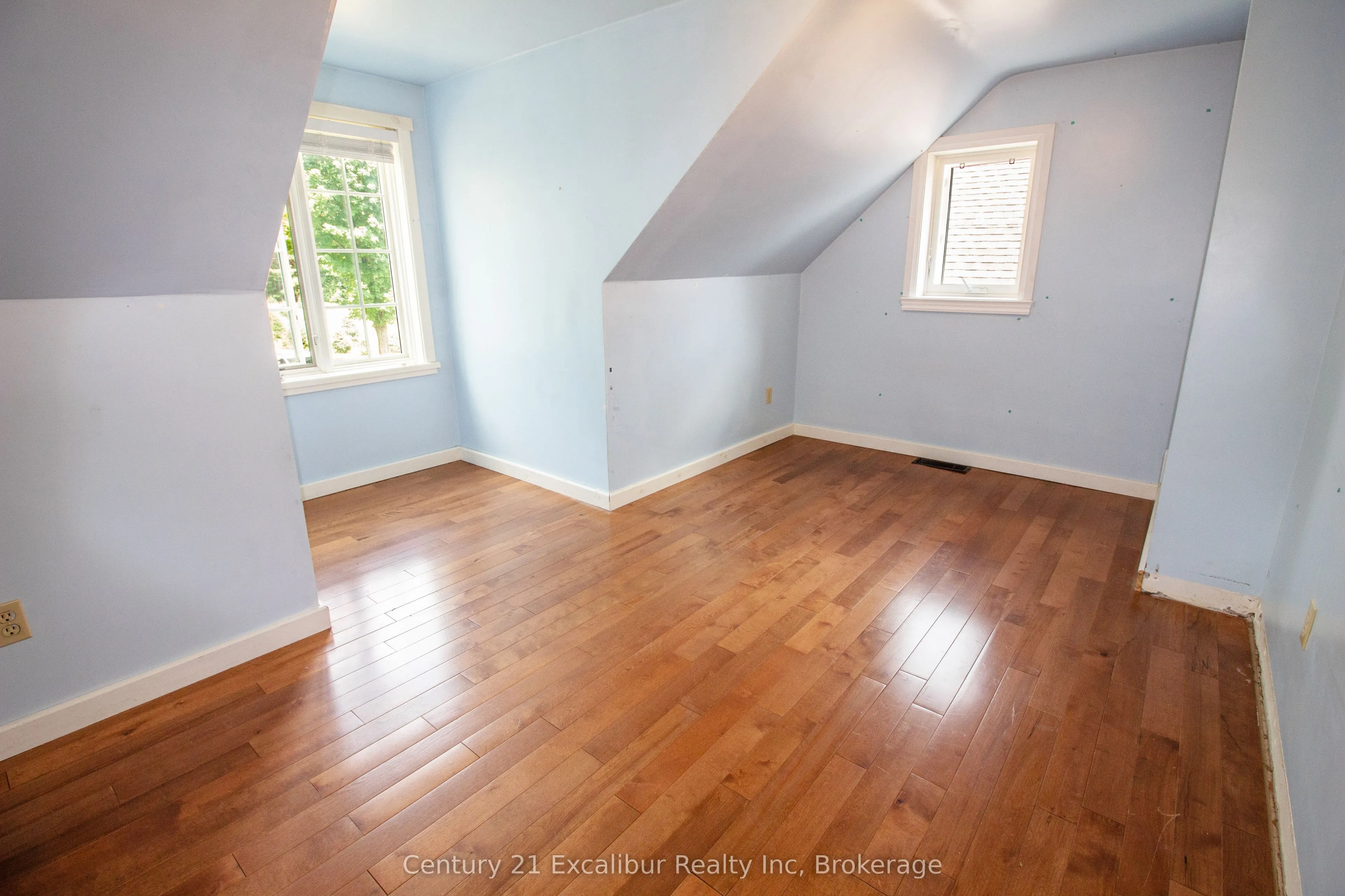 7811 WELLINGTON ROAD 22