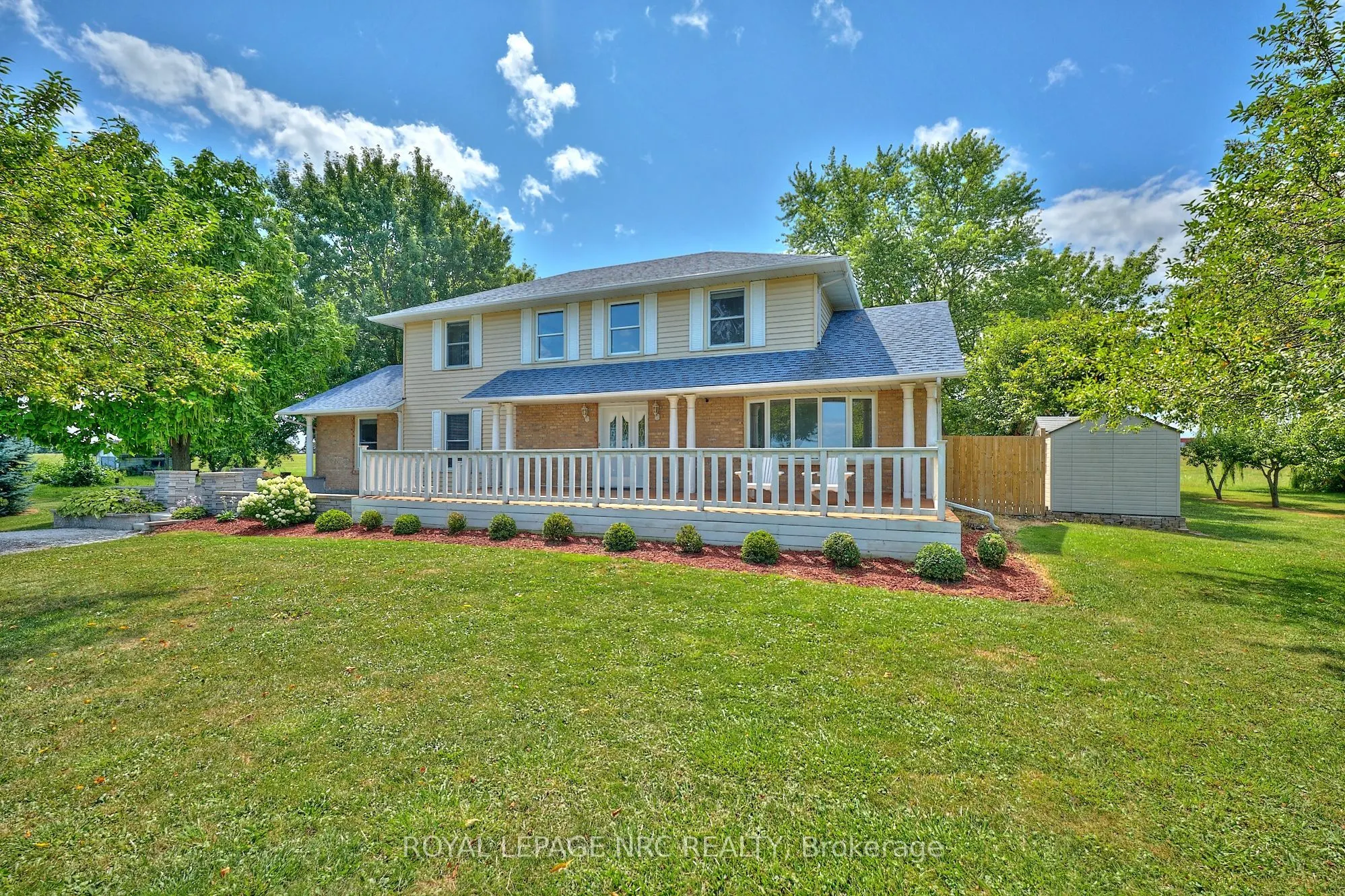 4040 Lakeshore Road