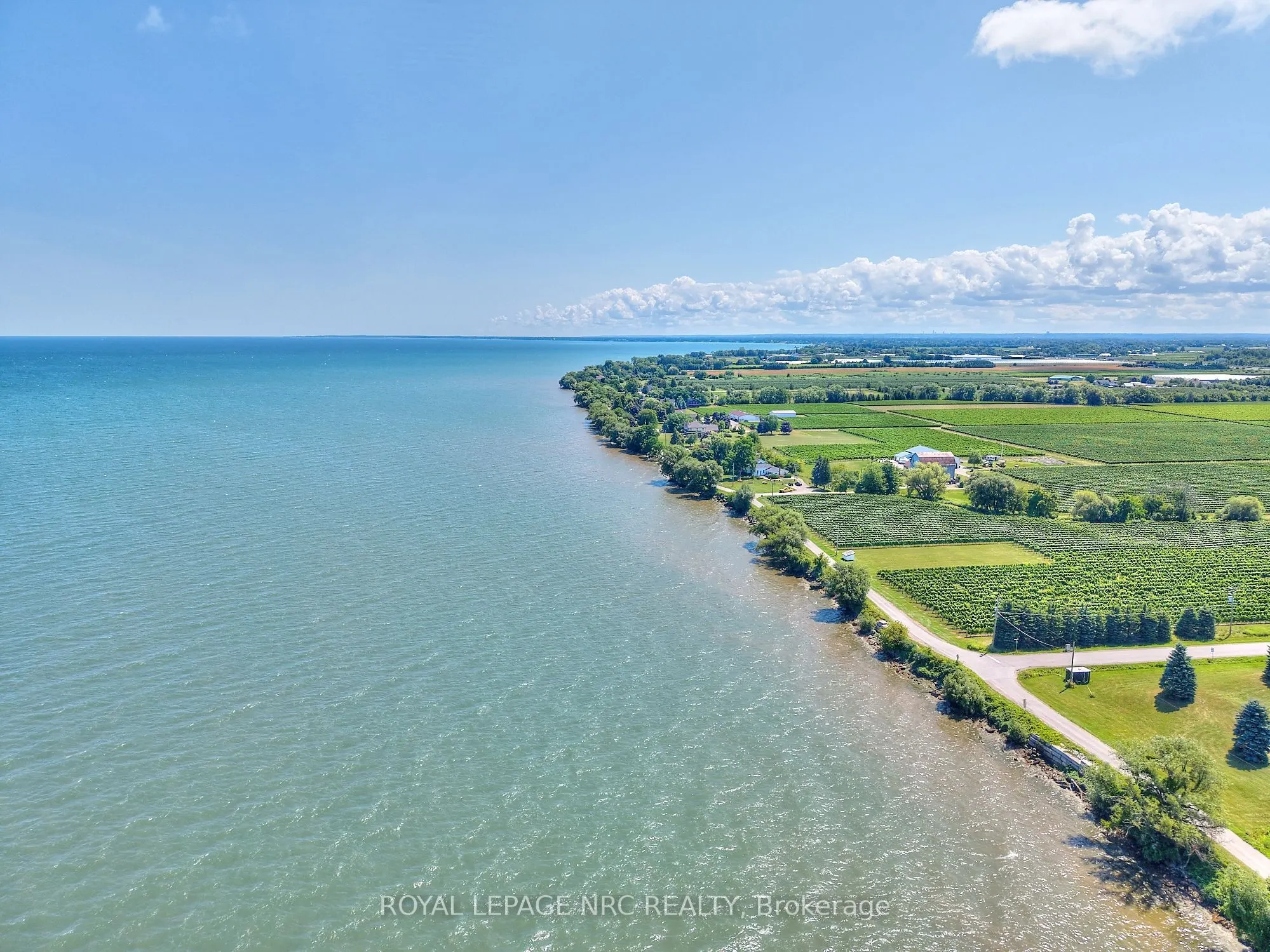 4040 Lakeshore Road