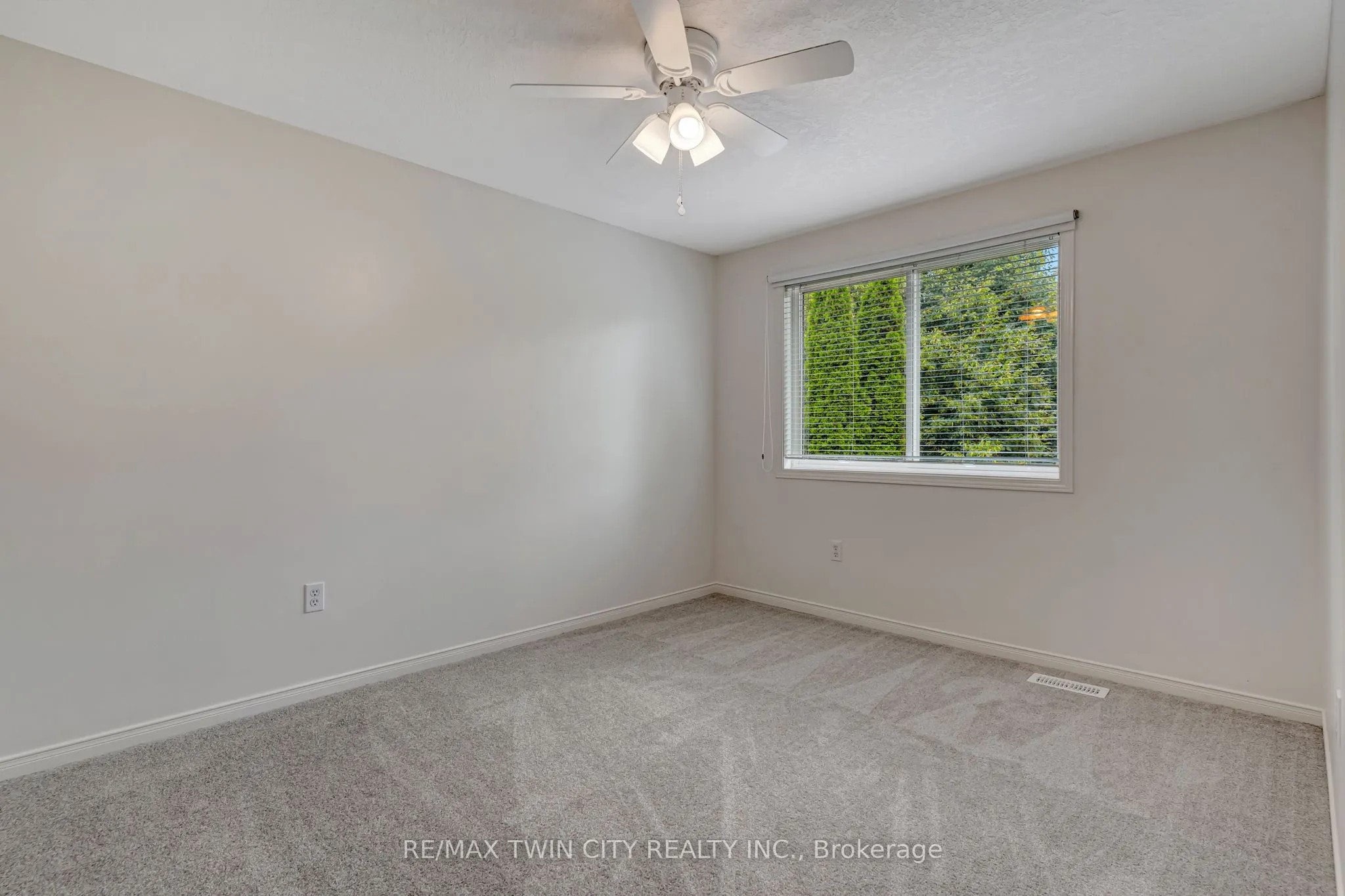 466 Annapolis Court