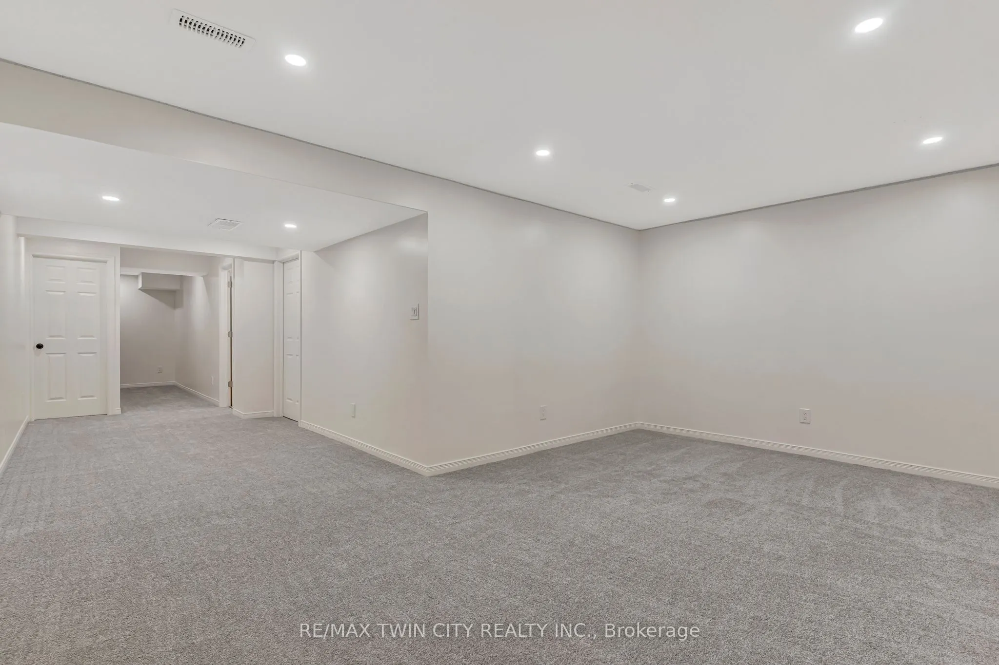 466 Annapolis Court