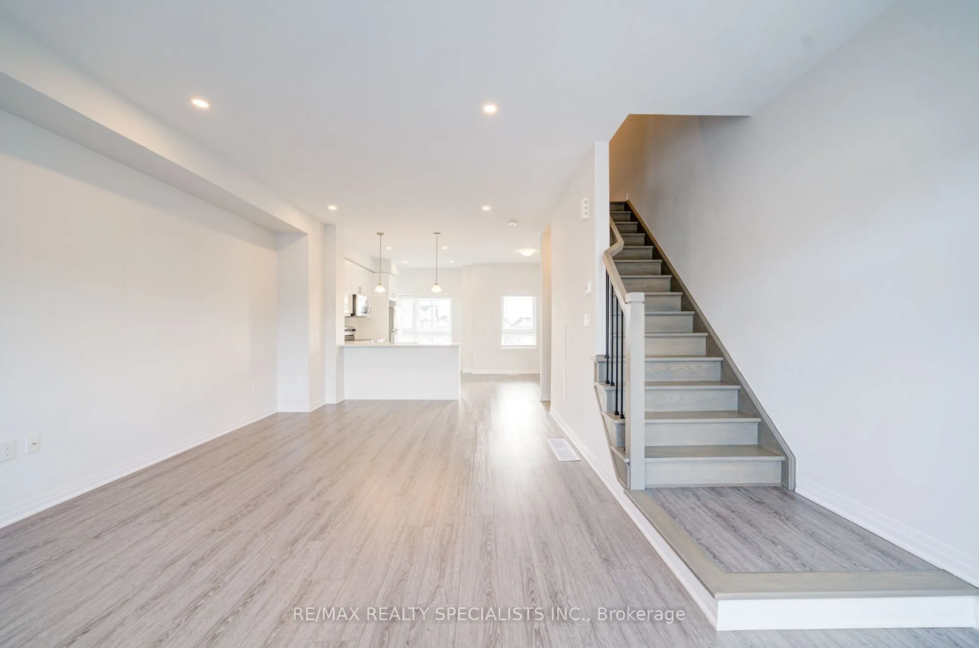 51 Sparrow Avenue, #7