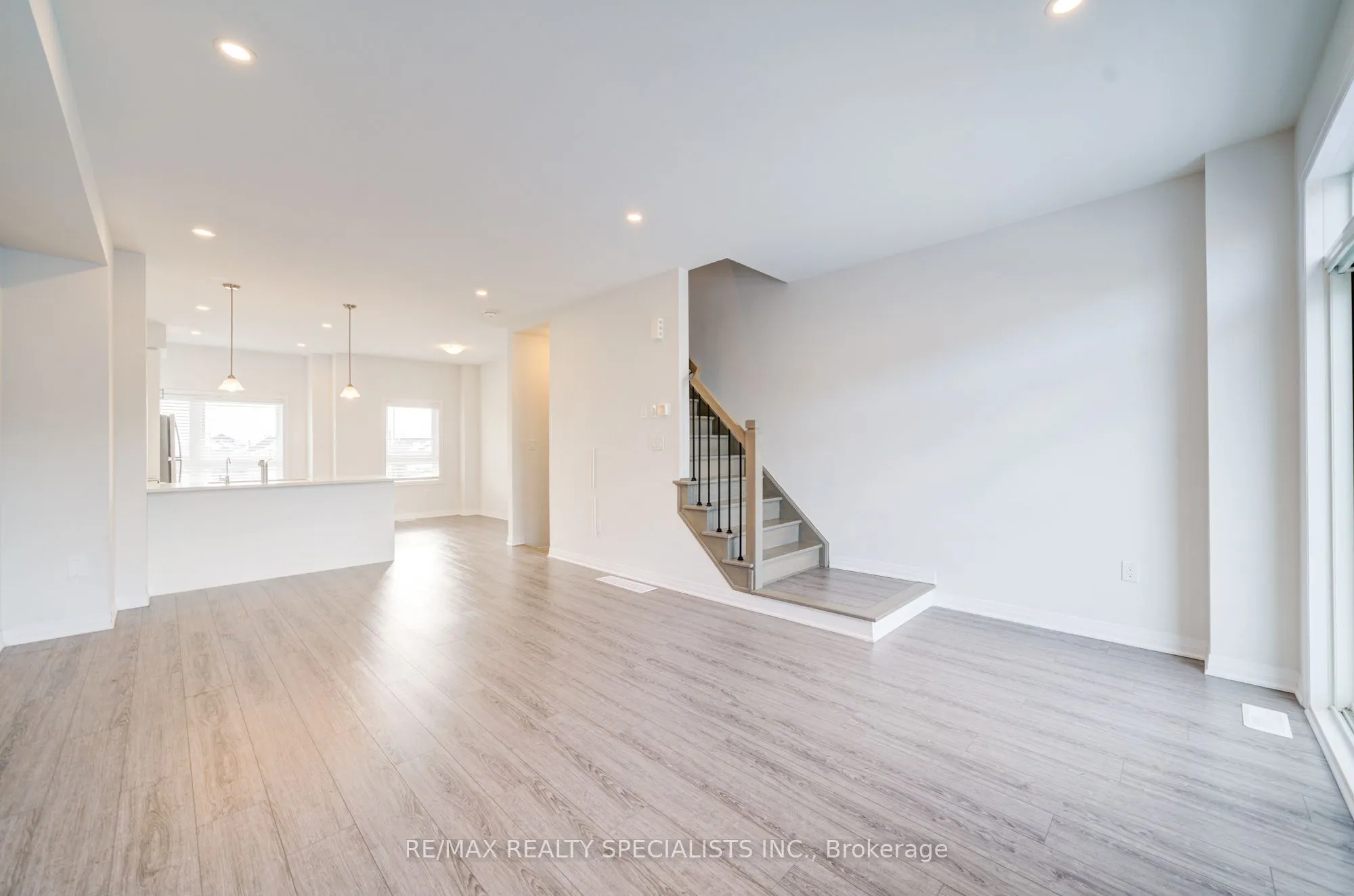 51 Sparrow Avenue, #7