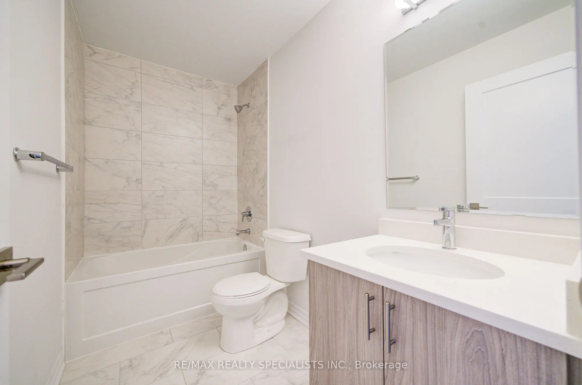 51 Sparrow Avenue, #7