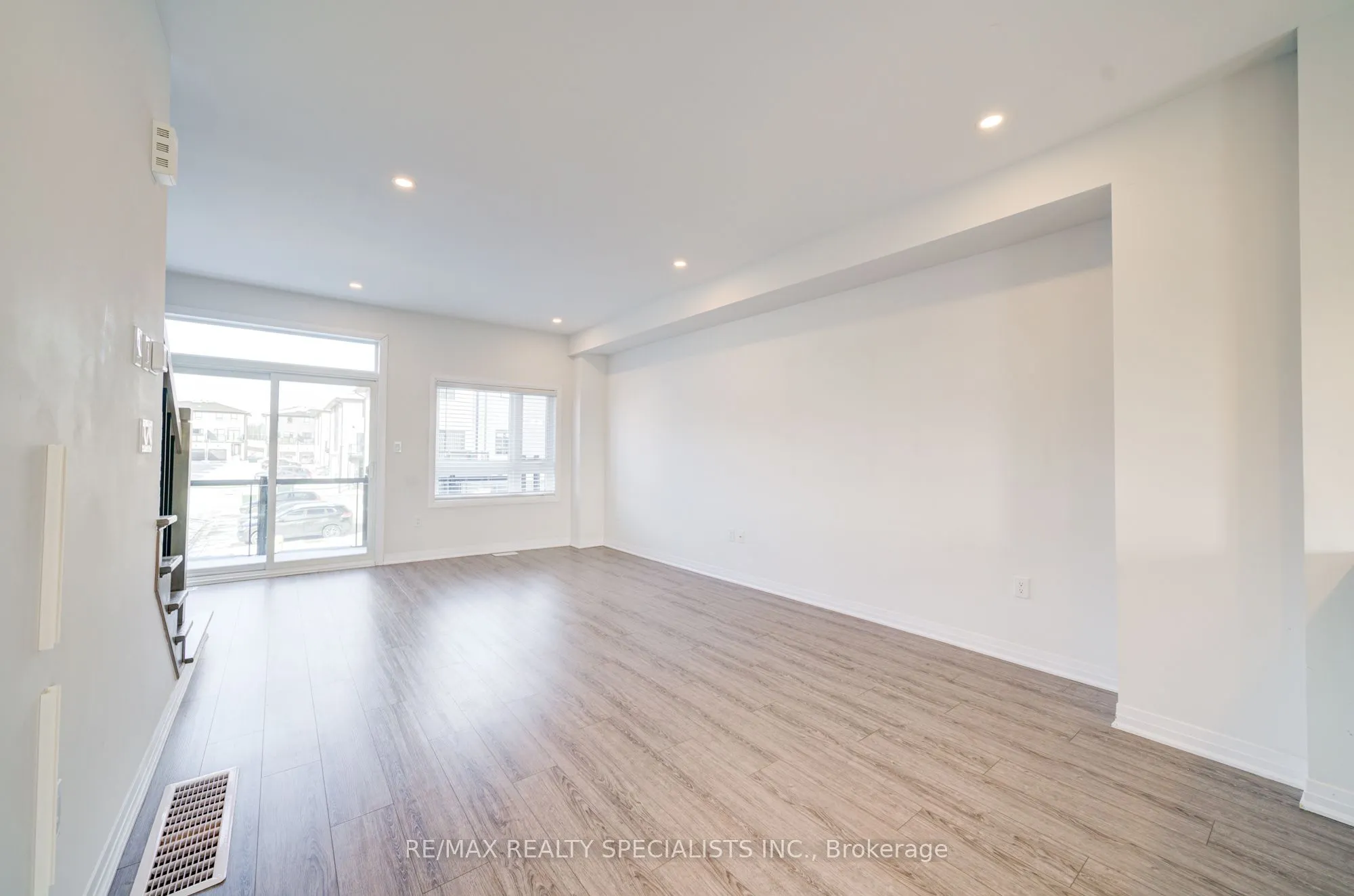 51 Sparrow Avenue, #7