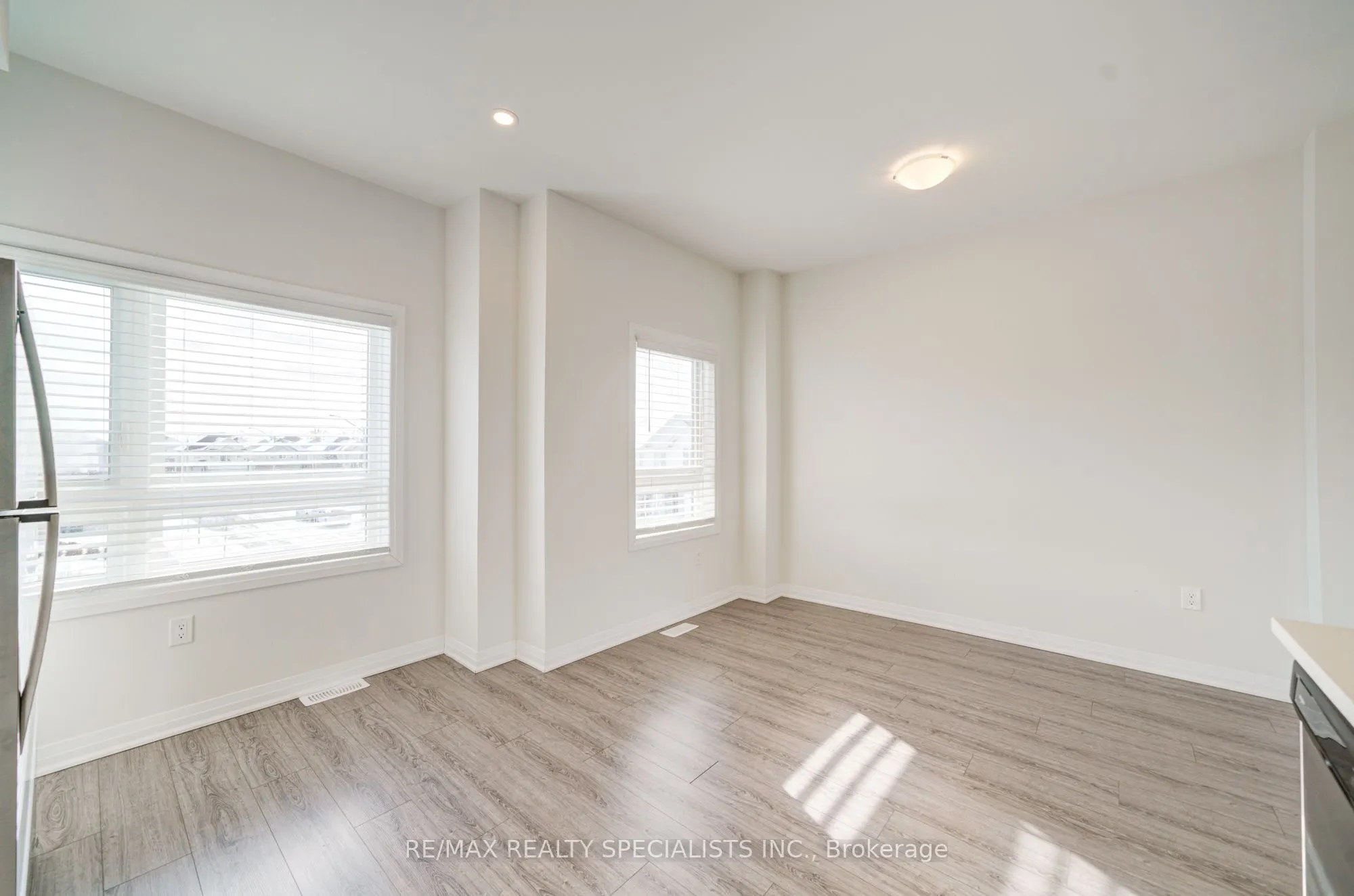 51 Sparrow Avenue, #7