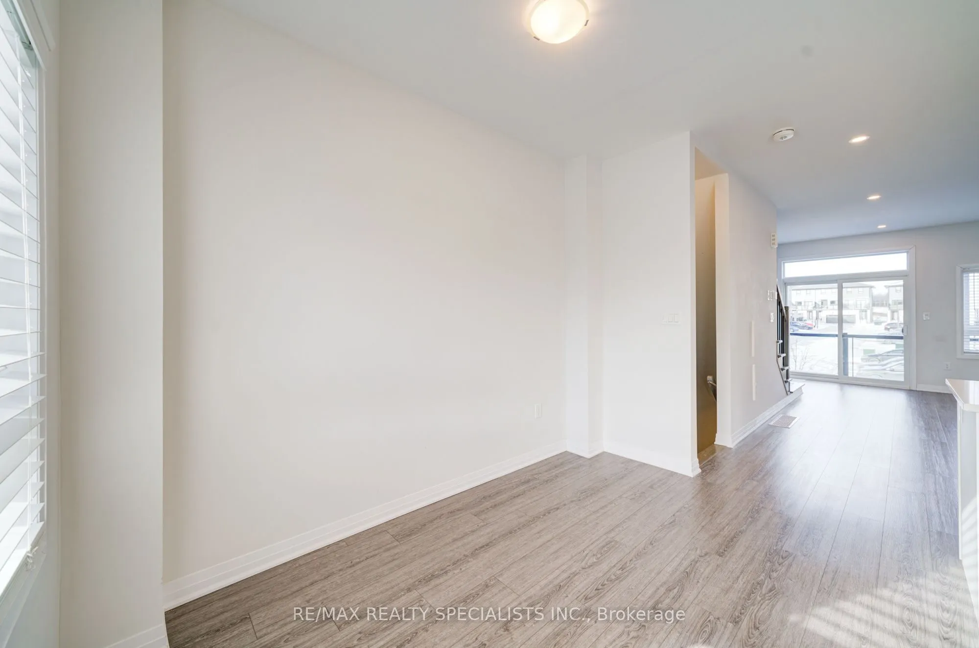 51 Sparrow Avenue, #7