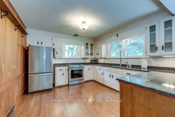 182 Forsyth Drive