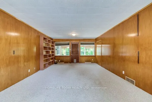 182 Forsyth Drive