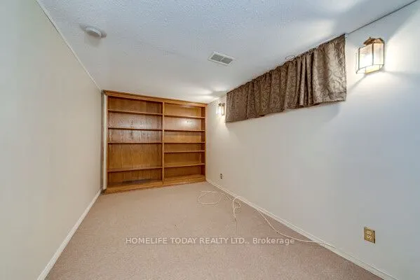 182 Forsyth Drive