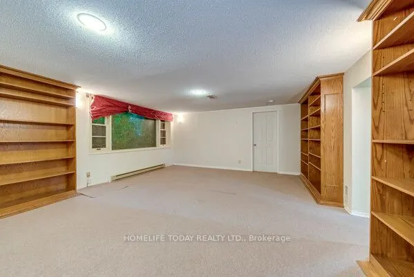 182 Forsyth Drive