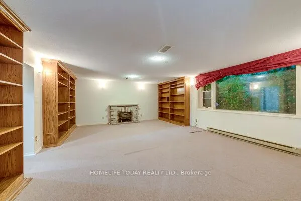 182 Forsyth Drive