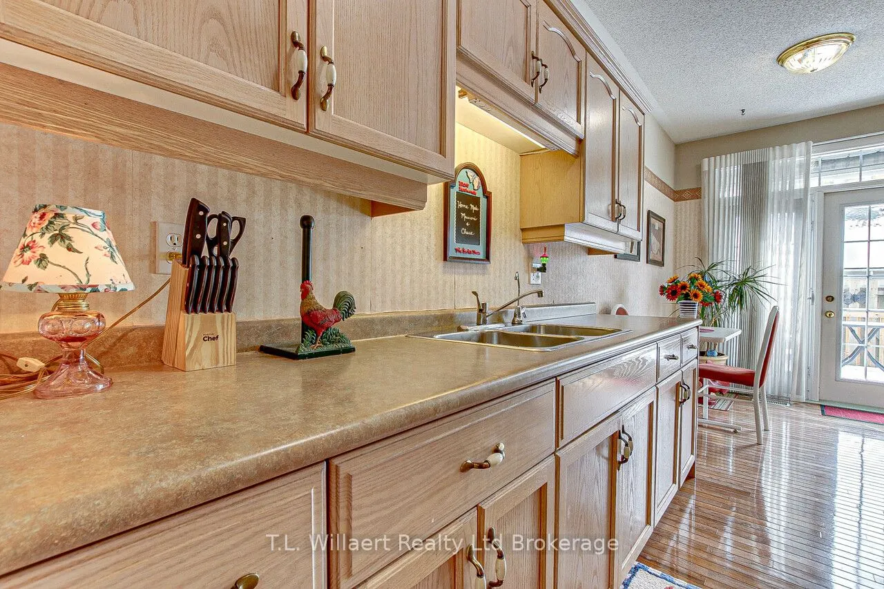 7-105 King Street N, #Unit 4