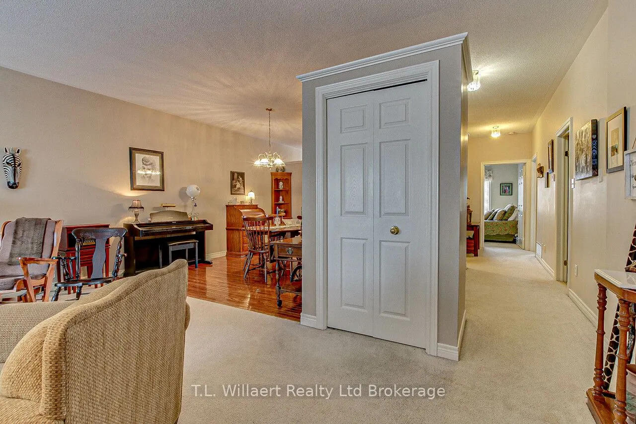 7-105 King Street N, #Unit 4