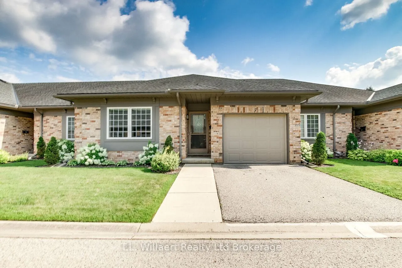 7-105 King Street N, #Unit 4