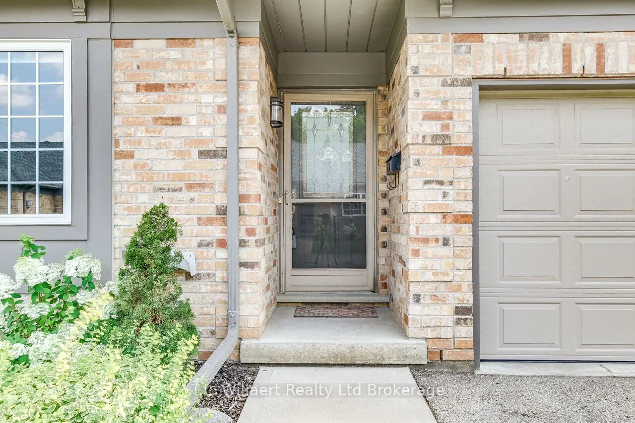 7-105 King Street N, #Unit 4