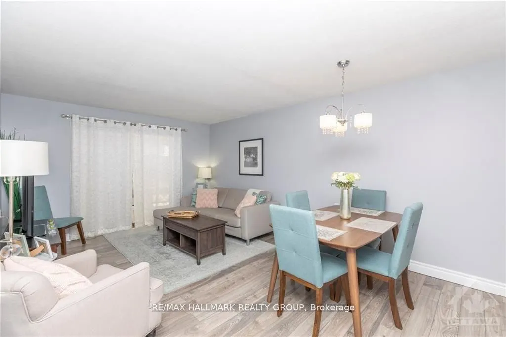 475 Laurier Street W, #205