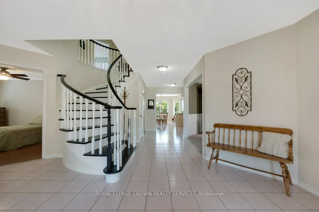 32 Kingfisher Crescent