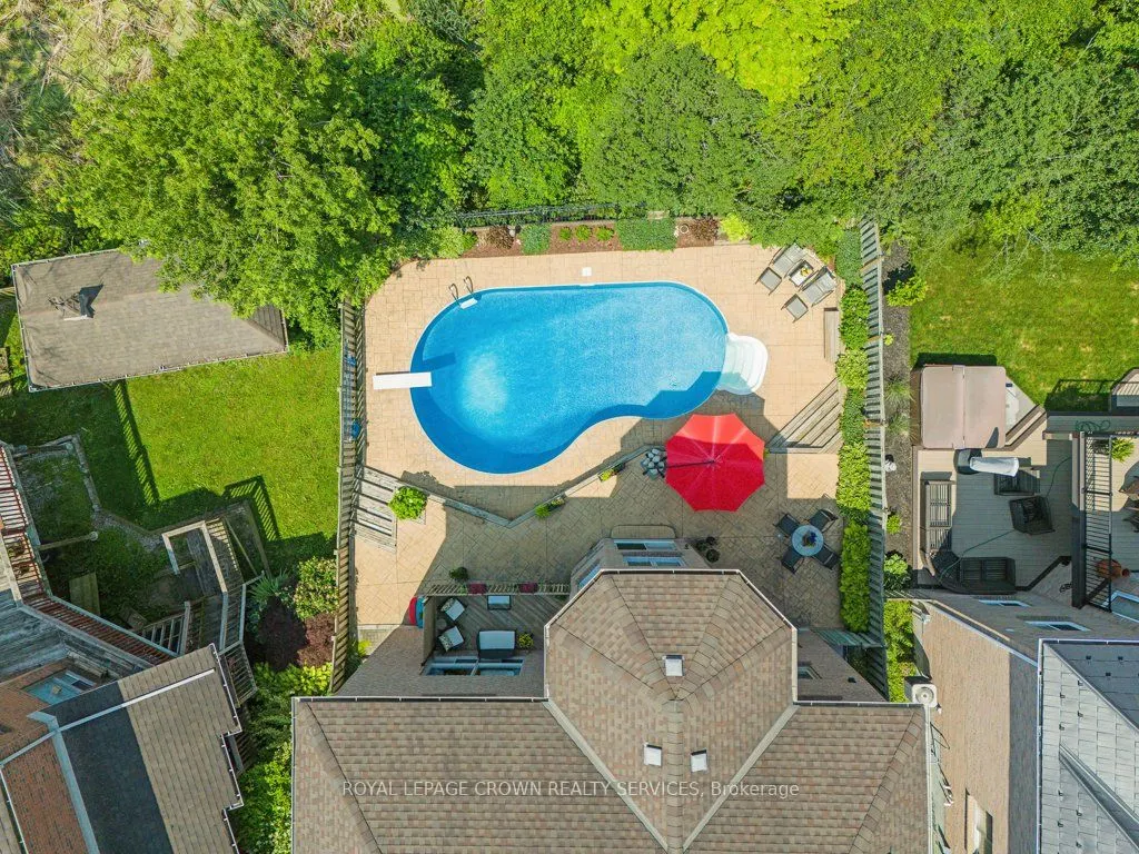 32 Kingfisher Crescent