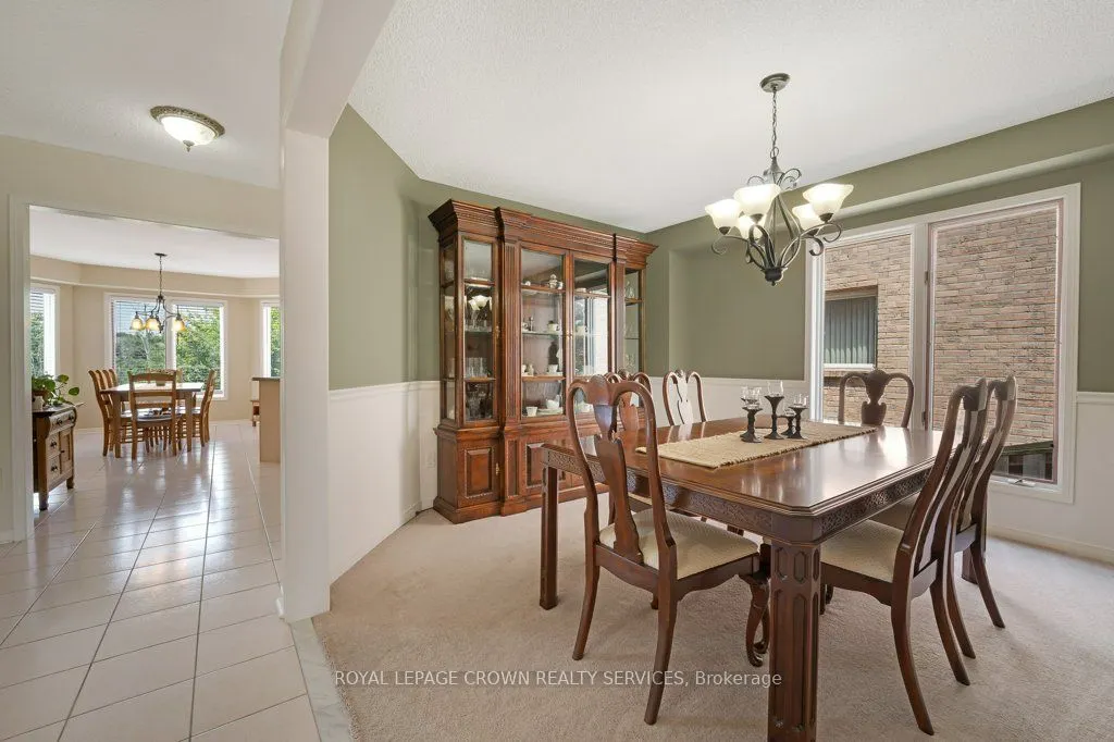 32 Kingfisher Crescent