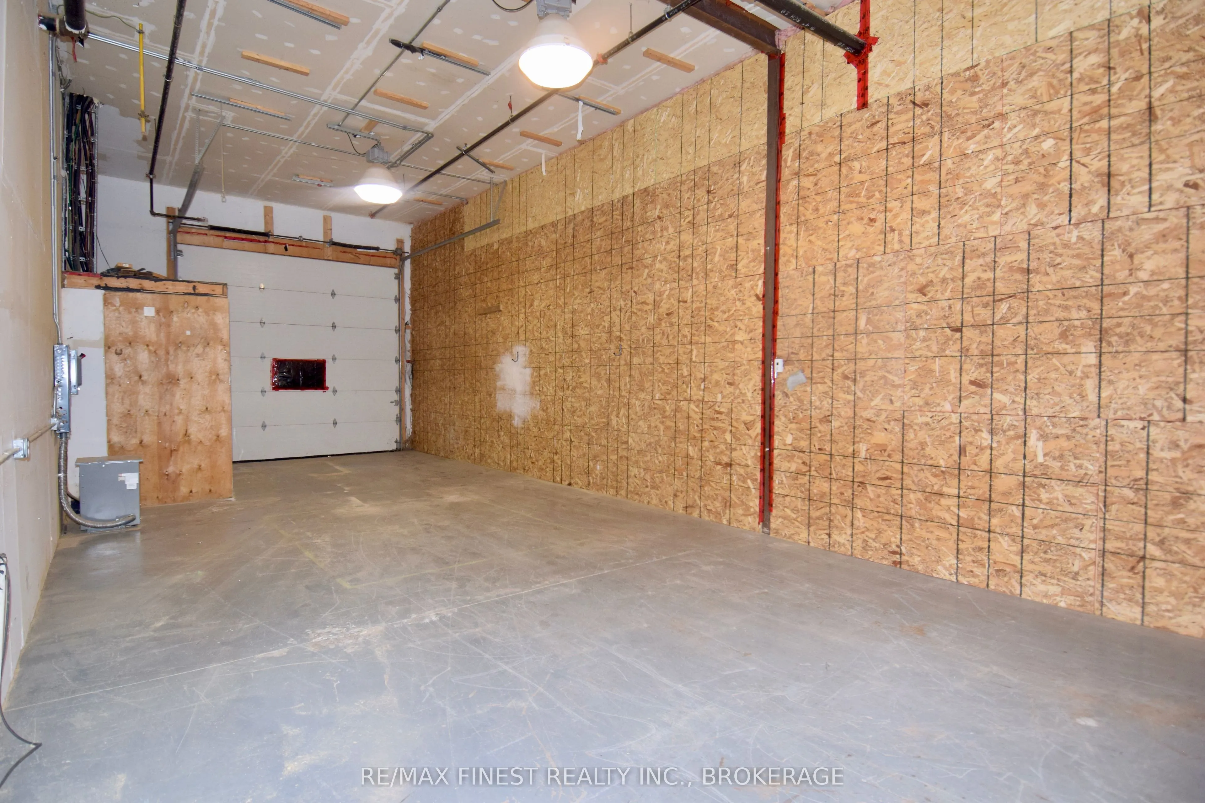 212 Camden Road, #2