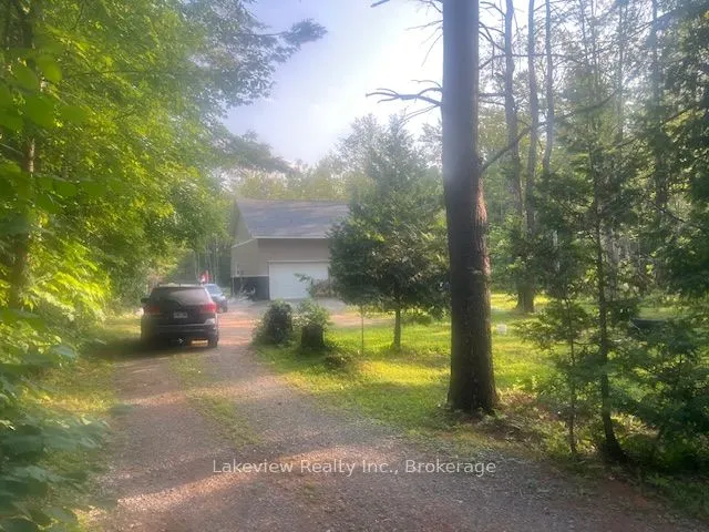 1078 South Kahshe Lake Road E