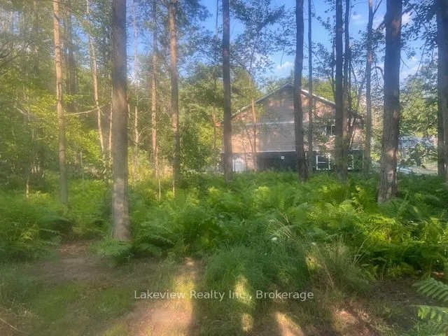 1078 South Kahshe Lake Road E