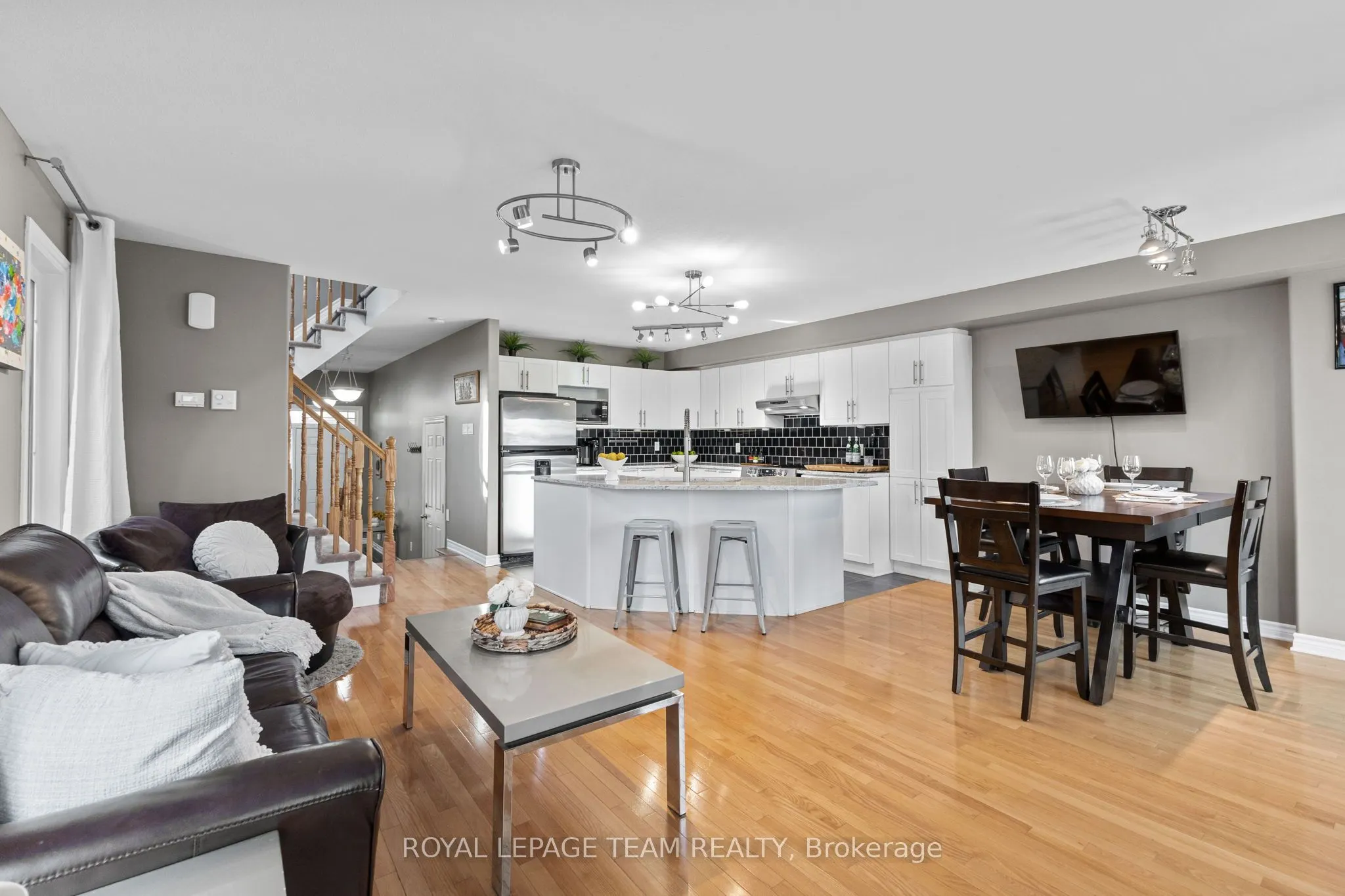 1879 Arrowgrass Way