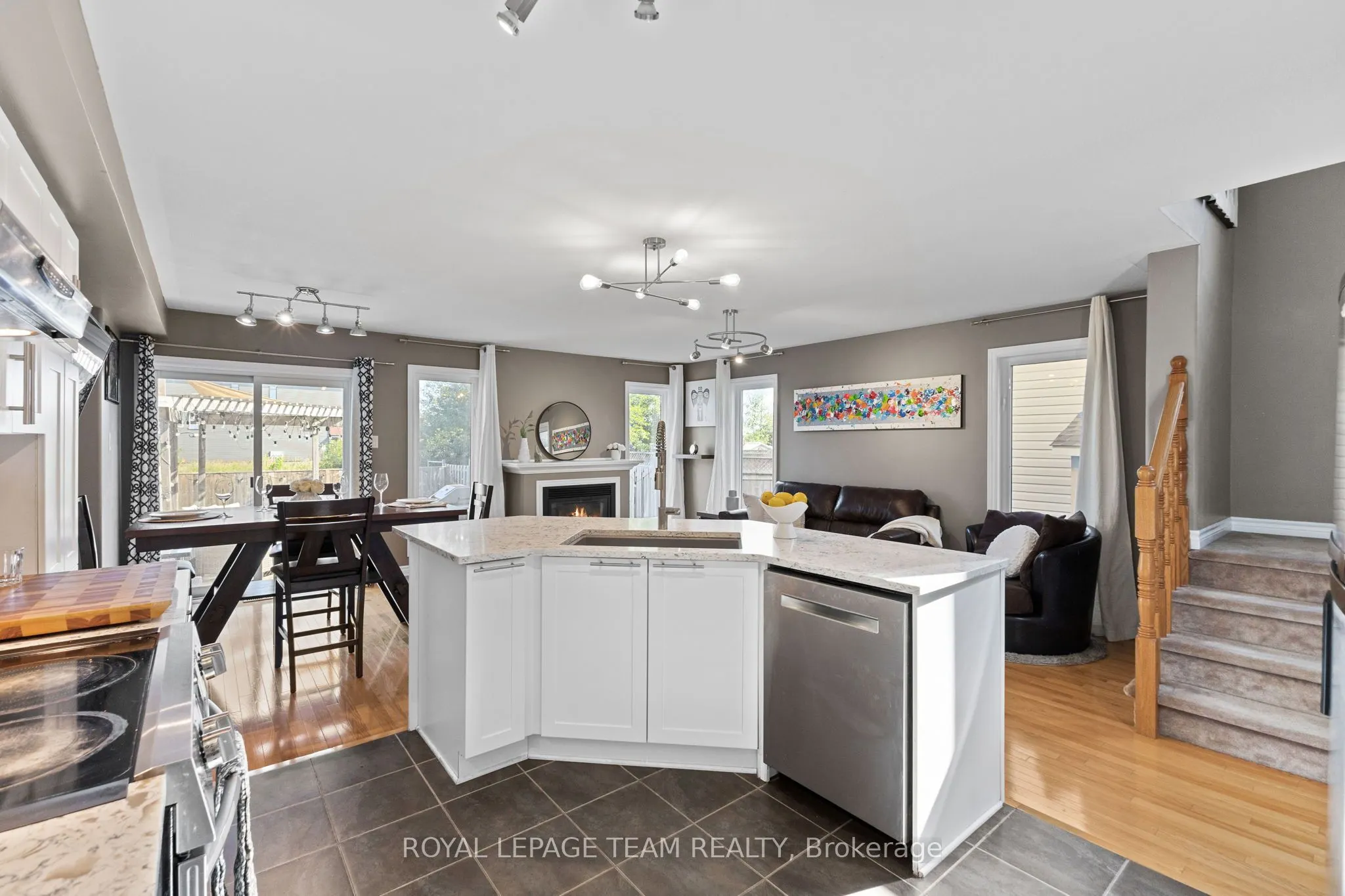 1879 Arrowgrass Way