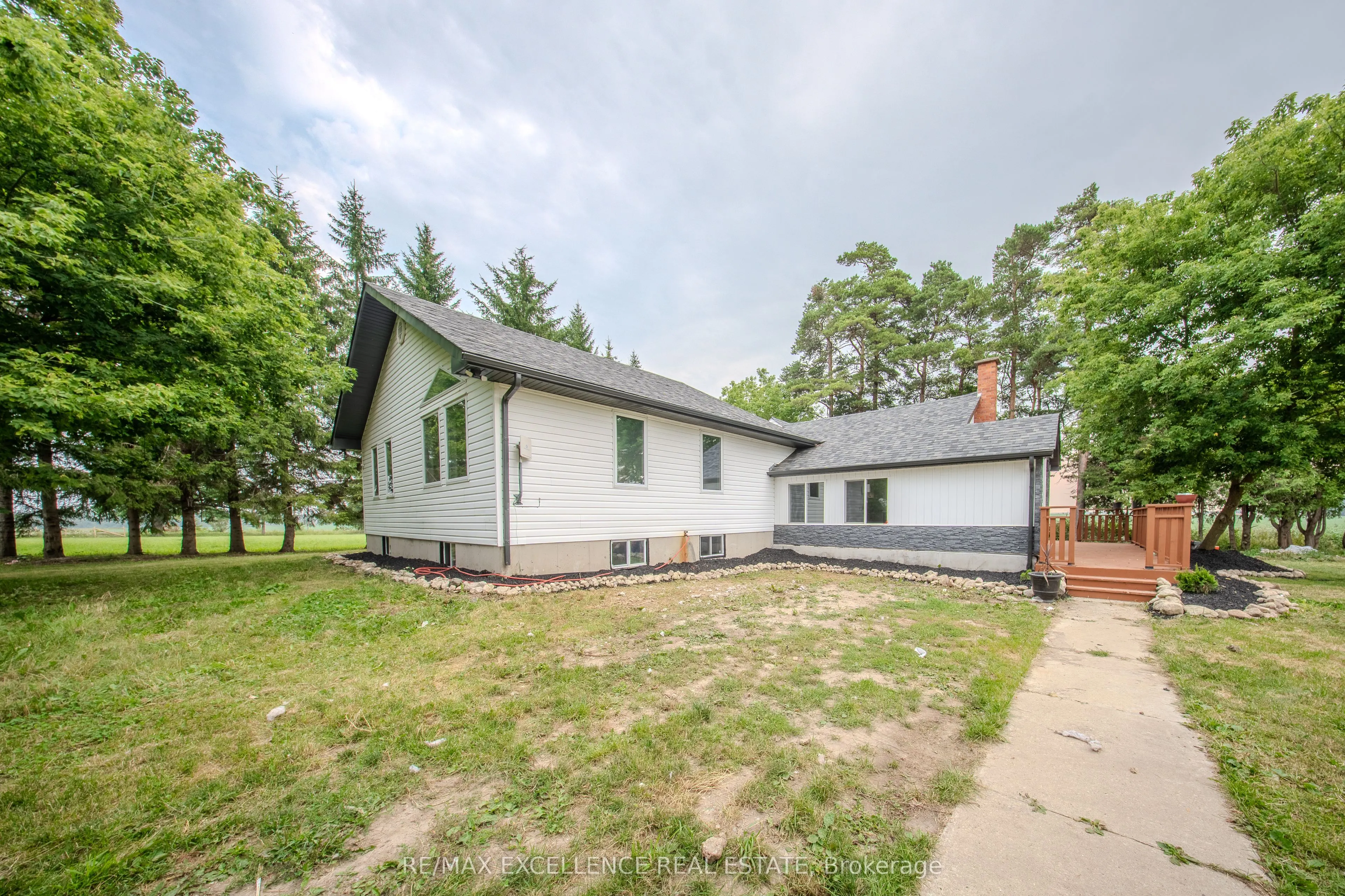 441038 Concession 12-13 Road