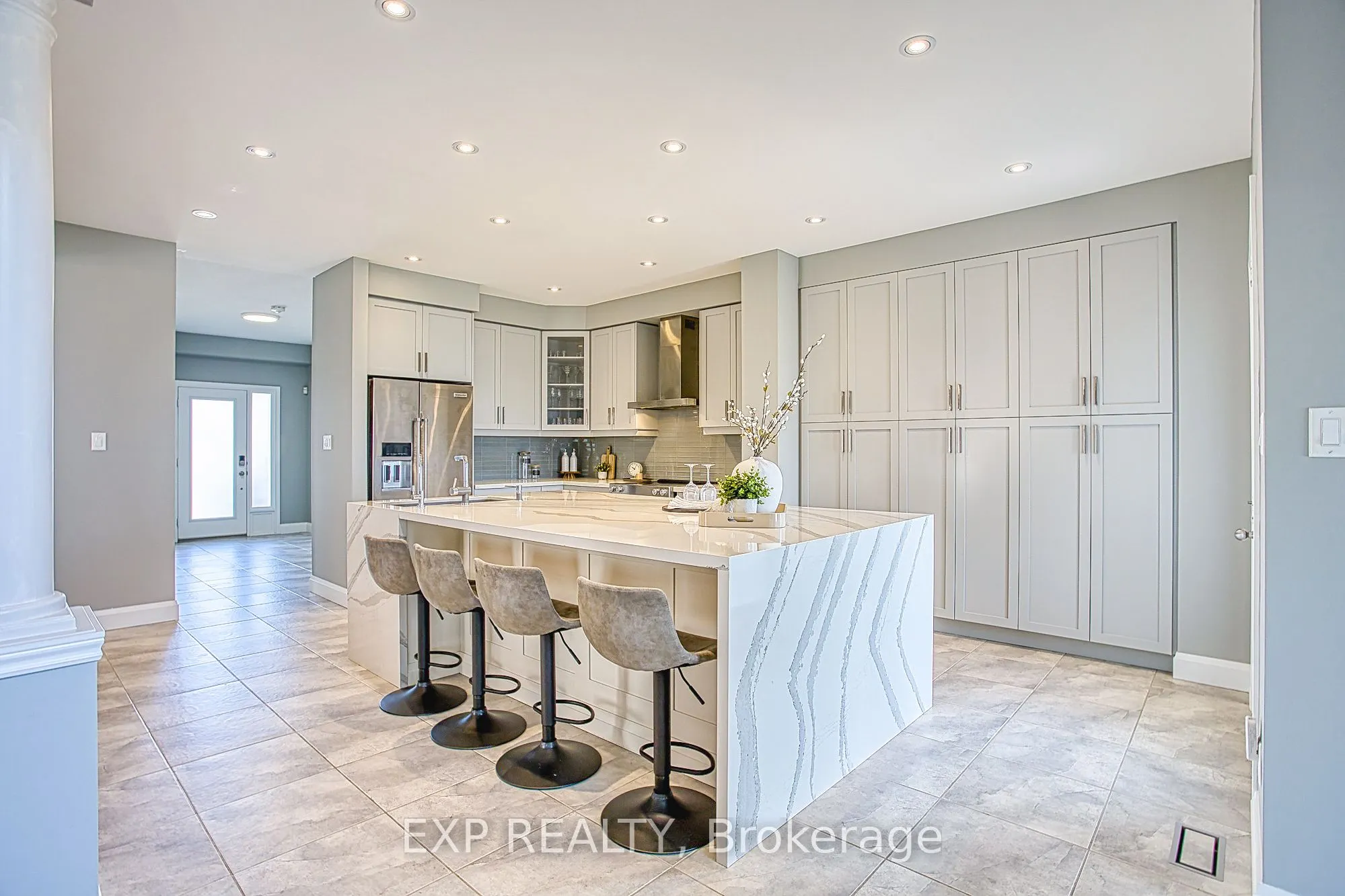 14 Carpenter Court